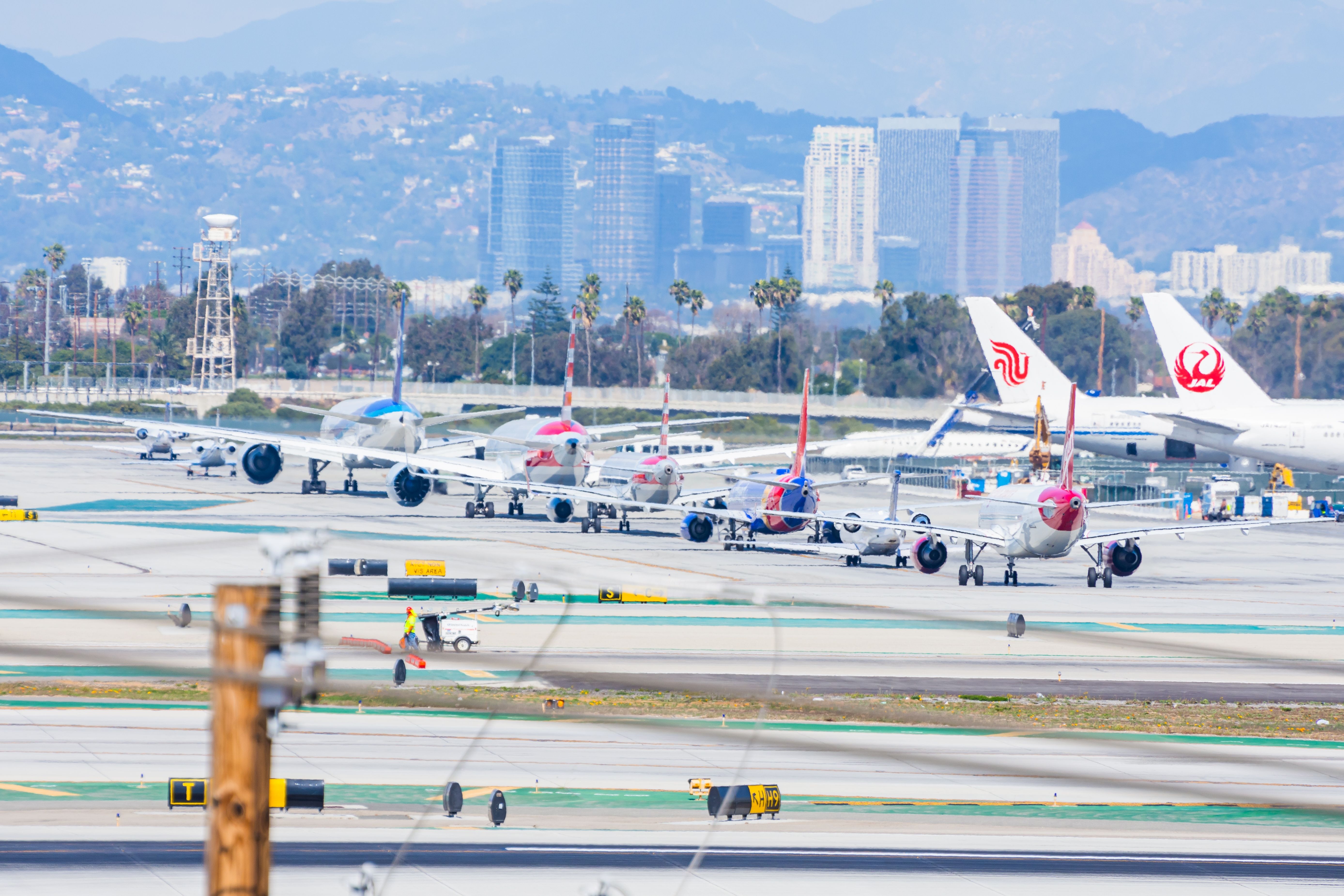 Wow: The World's Biggest Aircraft Lessor Has Almost 2,000 Aircraft