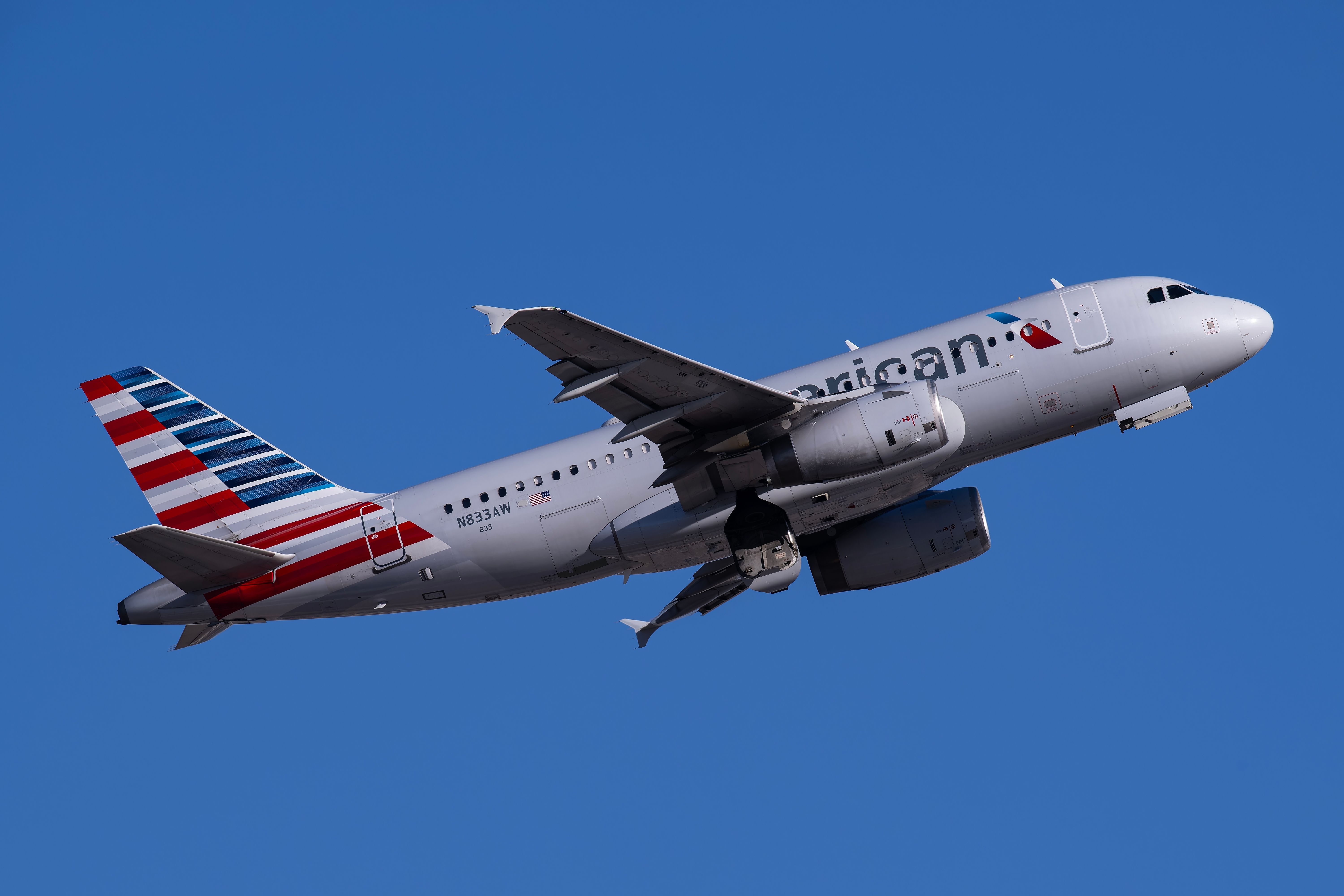 American Airlines Launches Flights From Phoenix To Jacksonville