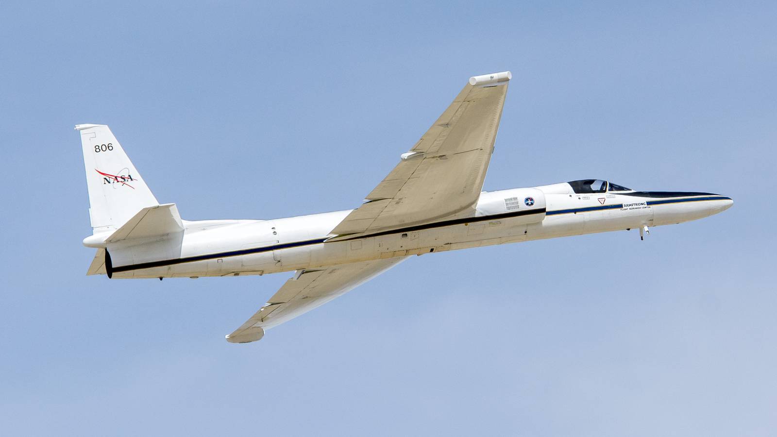 Nasa Modified Jet NASA Is Hunting For Minerals In The Desert With A Modified U-2 Spy Plane