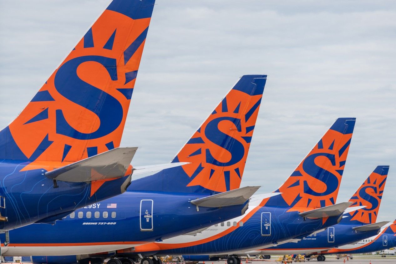 Sun Country Airlines Boeing 737-800 Returns To Phoenix After Engine Issues