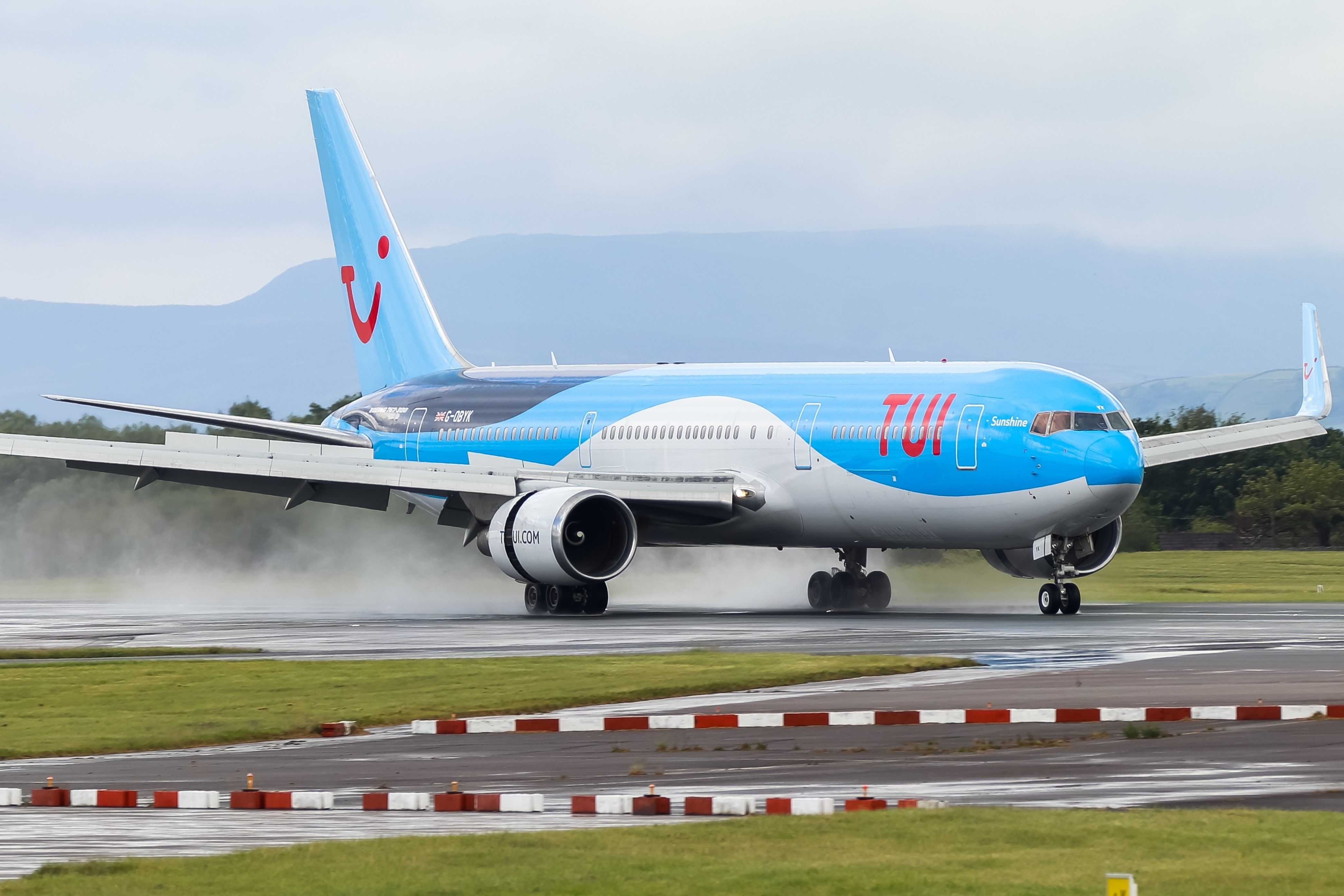 航空機・ヘリコプター 1/200 flightline B767-300ER TUI fly 1/200 B767-300 TUIフライ ネーデルラント（オランダ） PH-OYI
