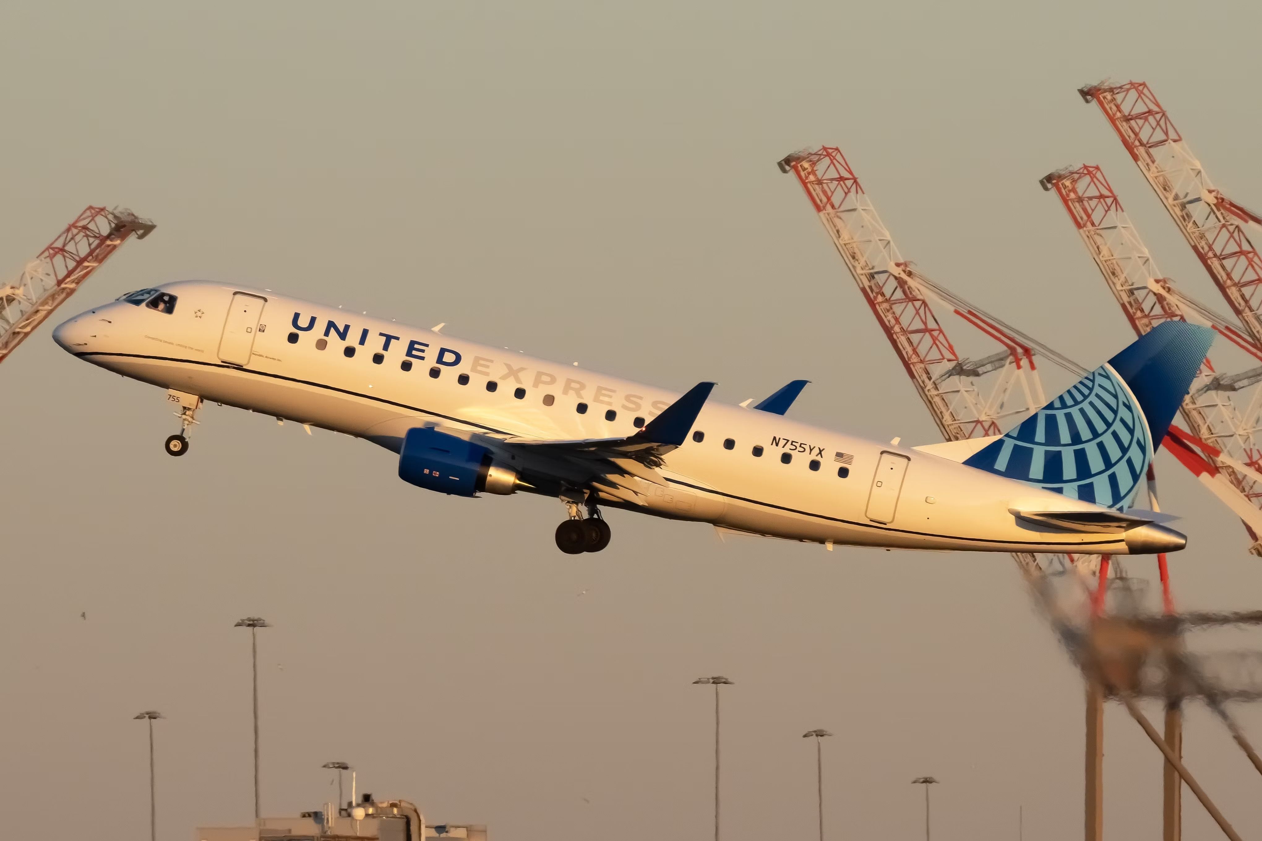 A Look At The History Of The Embraer 175 At United Airlines