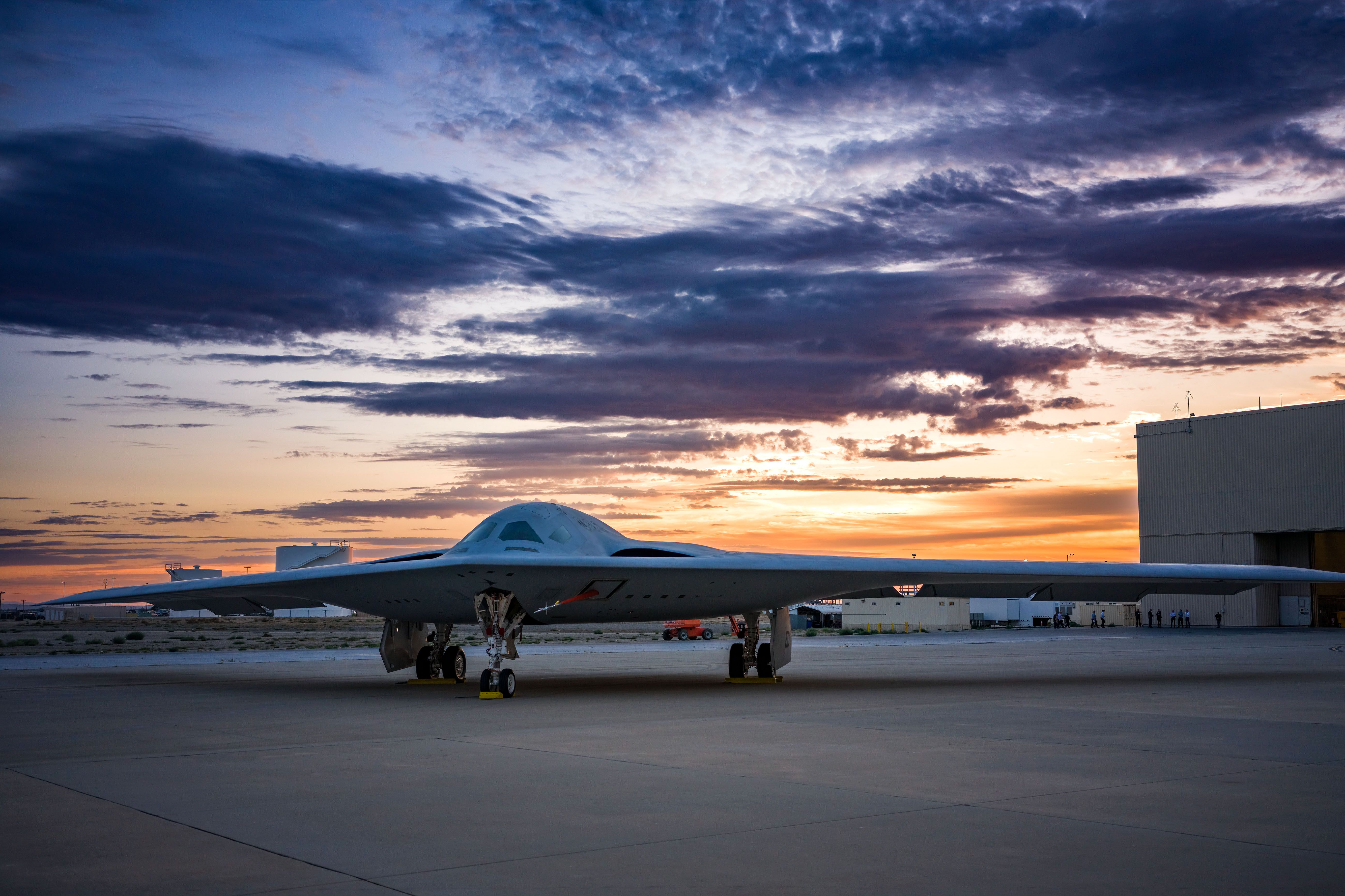 The USAF’s B-21 ‘Flying Wing’ Bomber Just Flew For The First Time