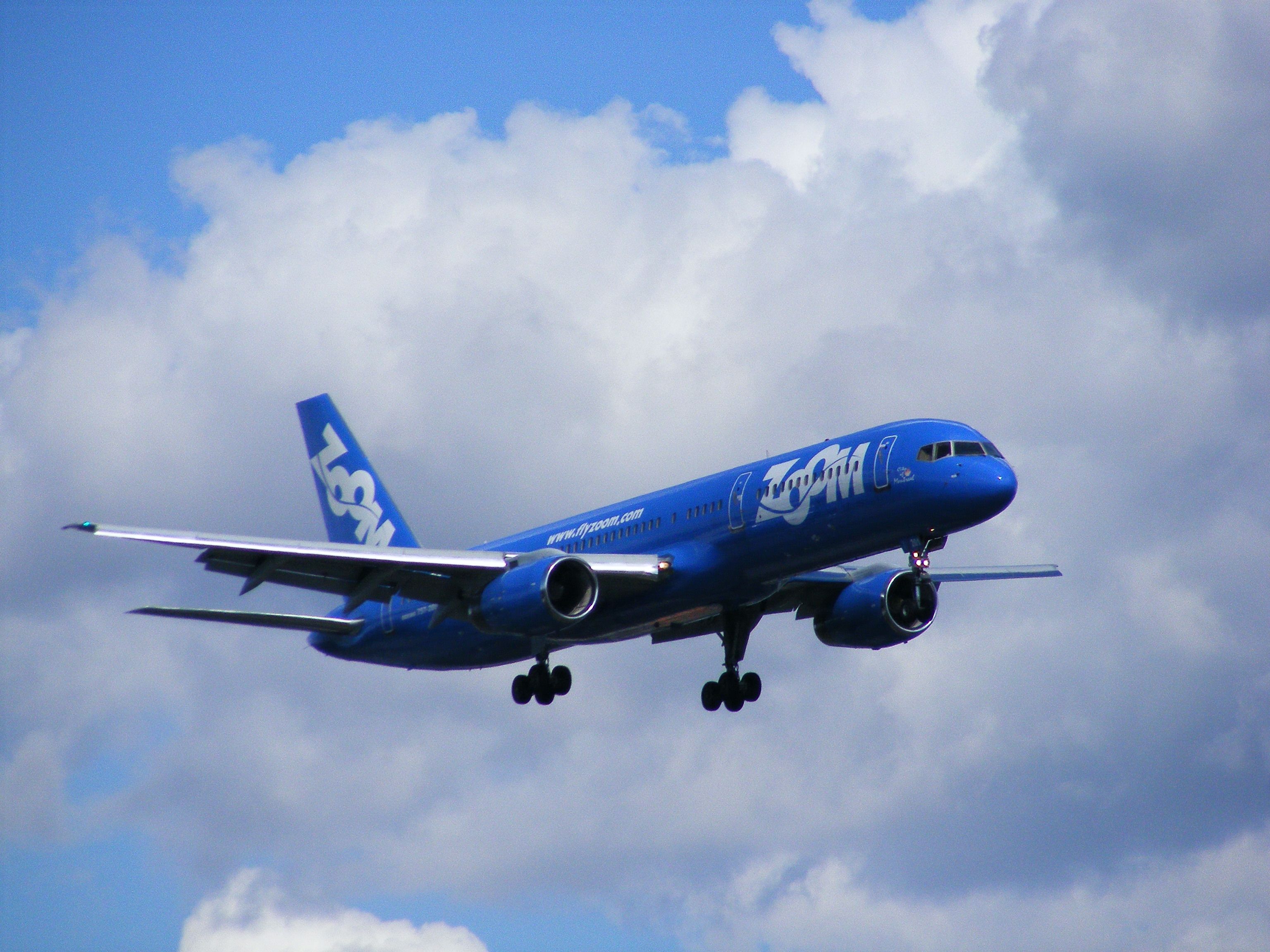 zoom airlines flights