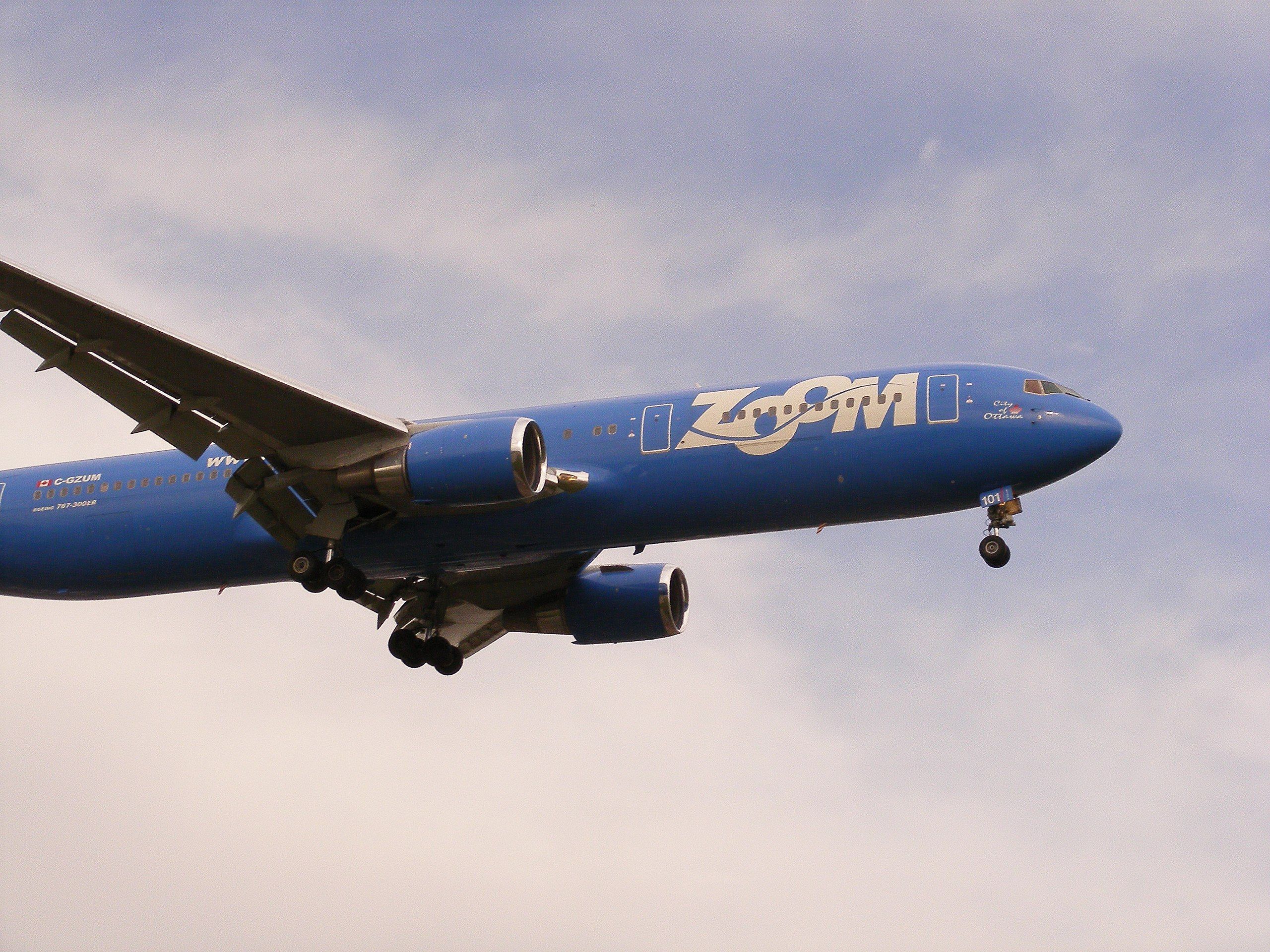zoom airlines flights