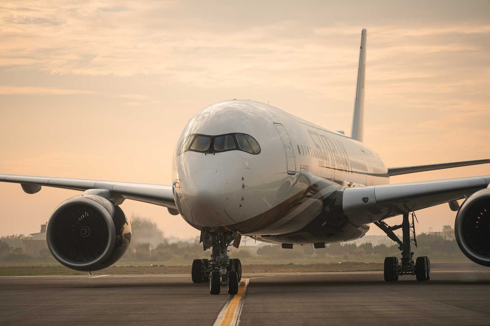 Starlux Airlines Airbus A350-900