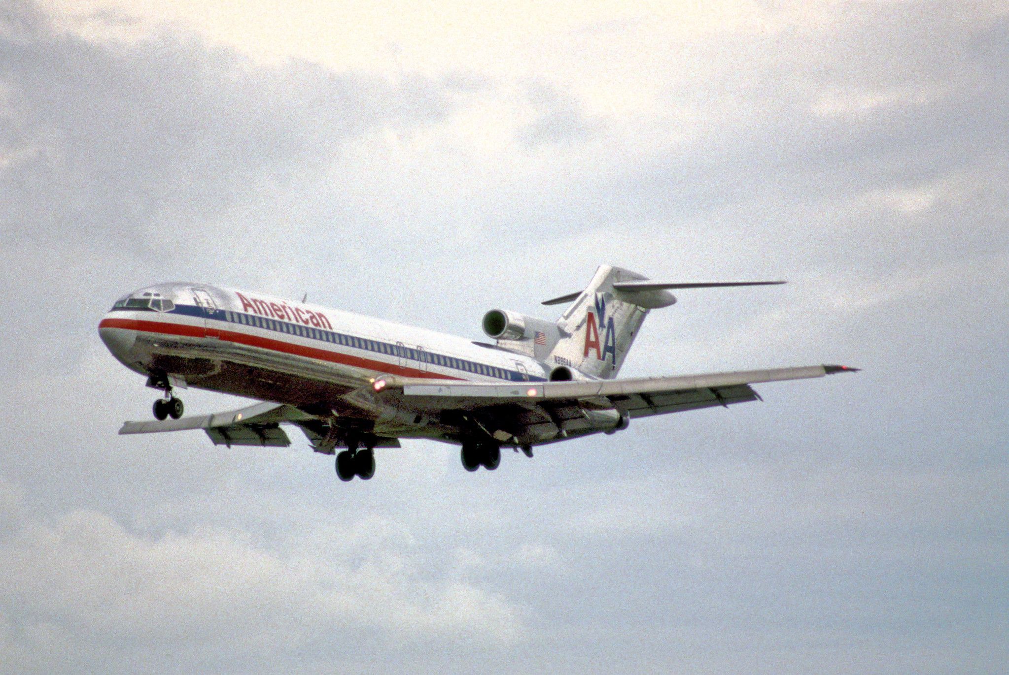 American Airlines Flight 383: The Boeing 727's Second Hull Loss