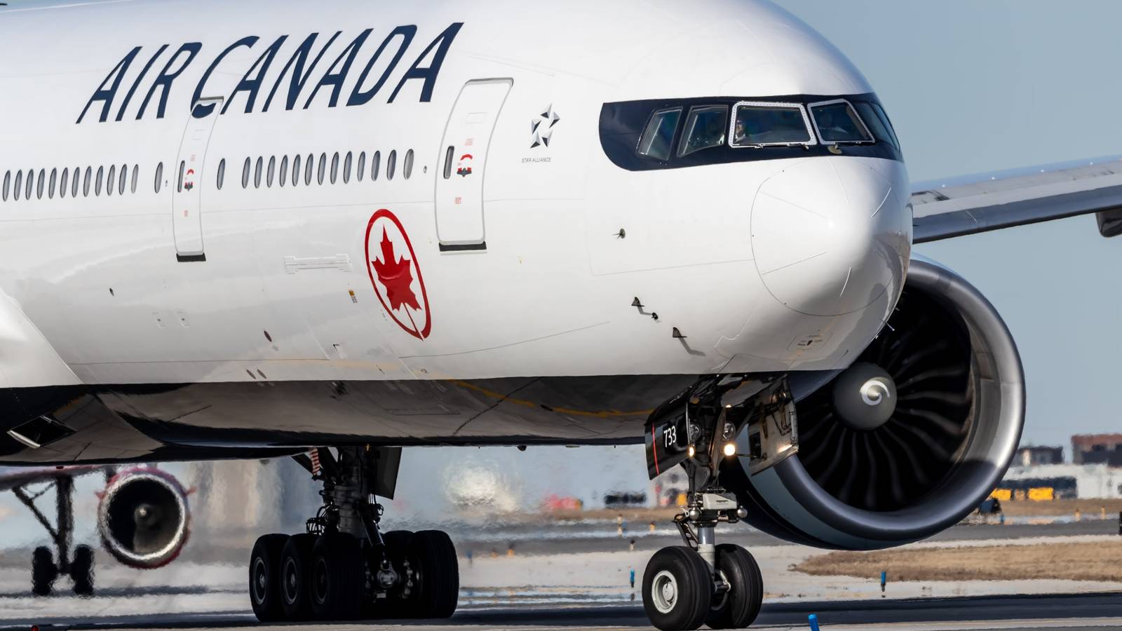 Flying Higher In 2023: What Air Canada's Record Revenues Mean