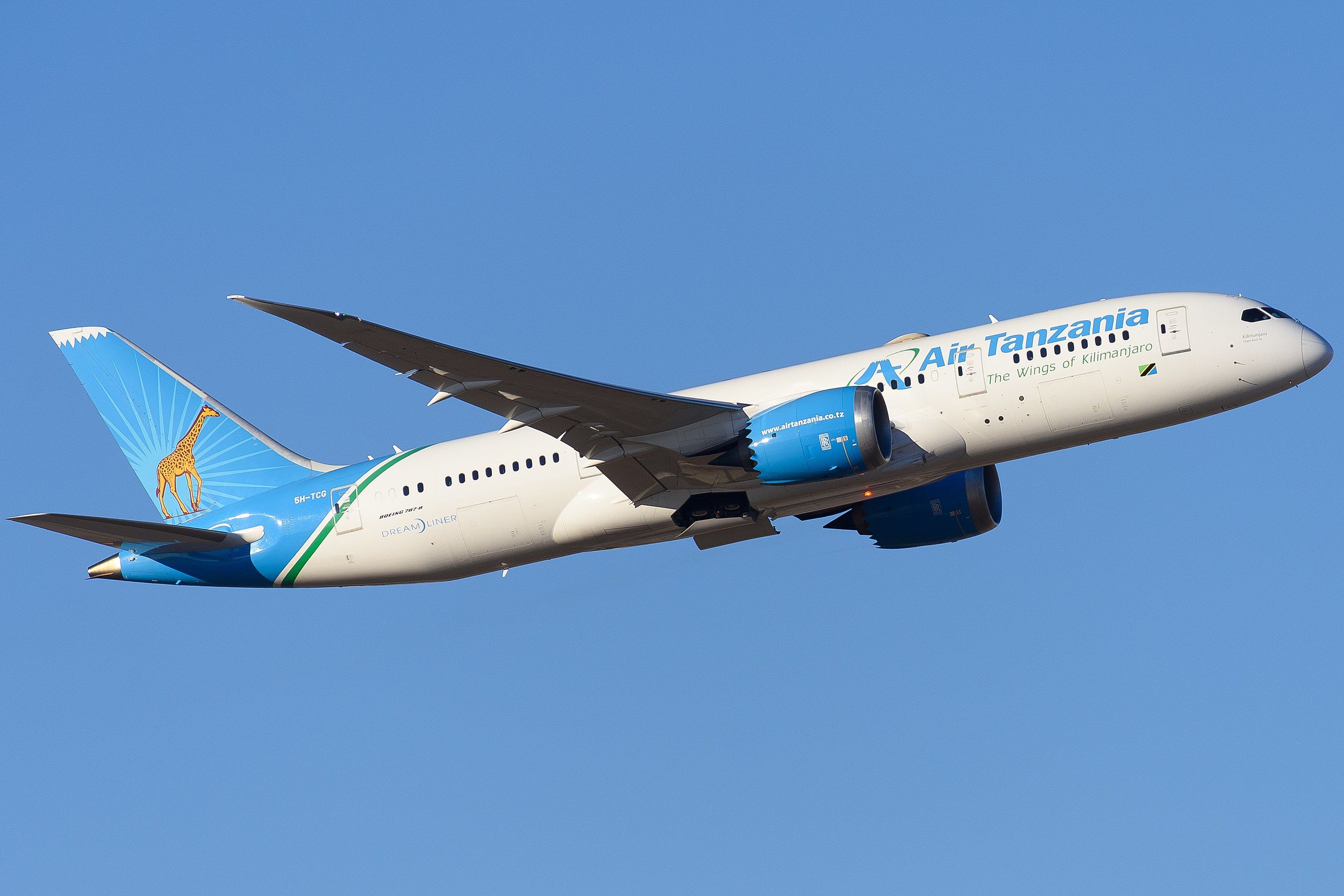 Under 100 Miles: The World's Shortest Widebody Flights This Month