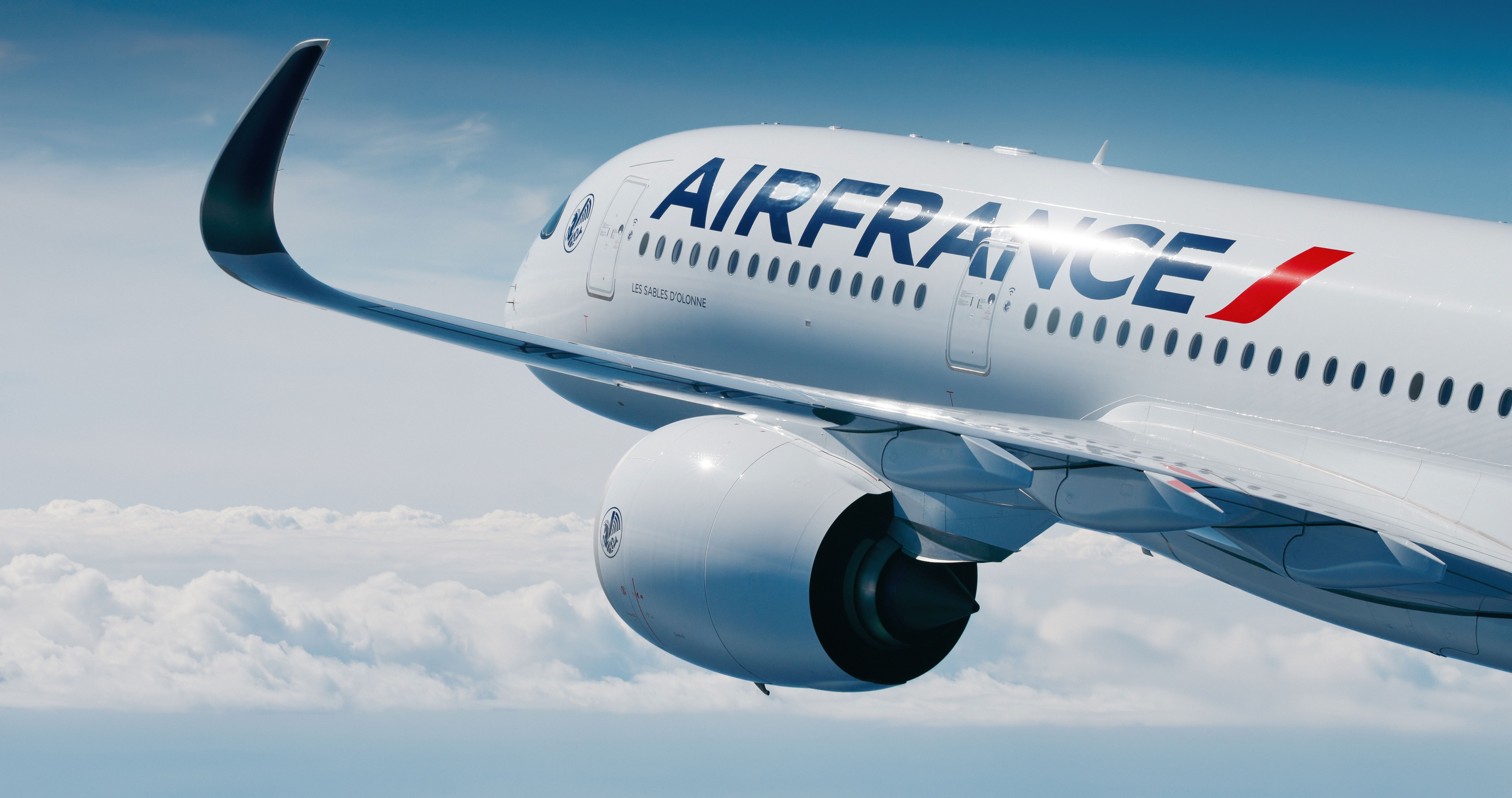 90th Anniversary: Air France Releases Stunning Air-To-Air Images