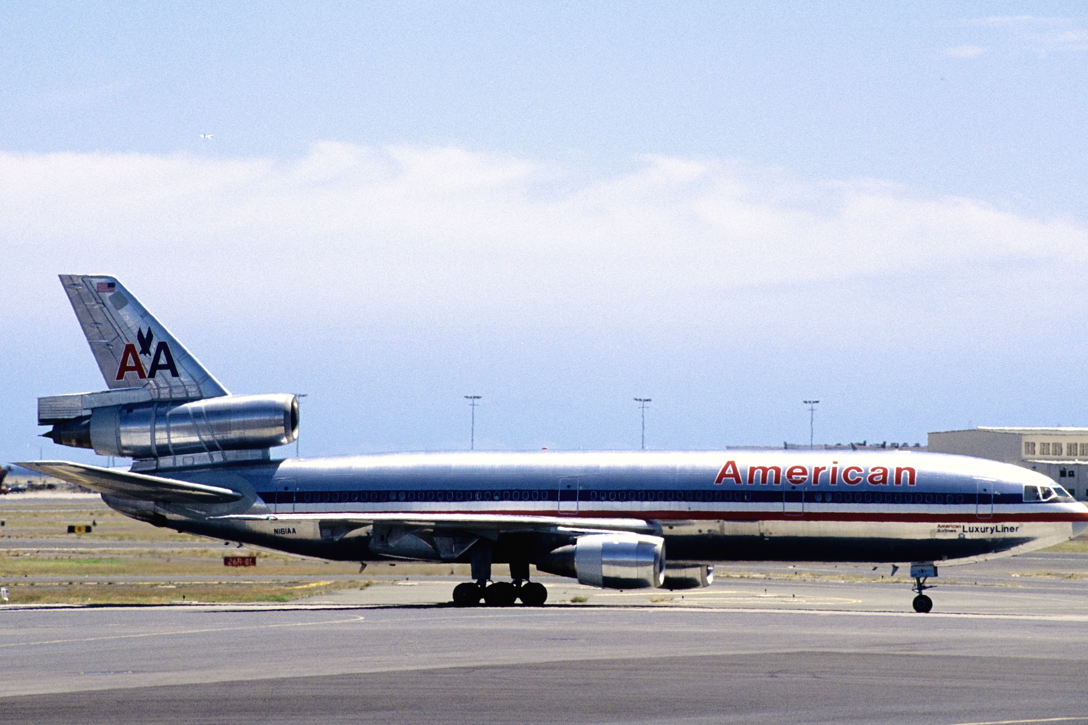 50 Years Ago Today: DFW’s First Commercial Flight