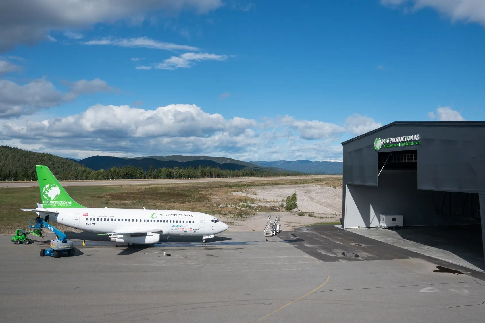 Donated 737 at Avinxt's test facility 