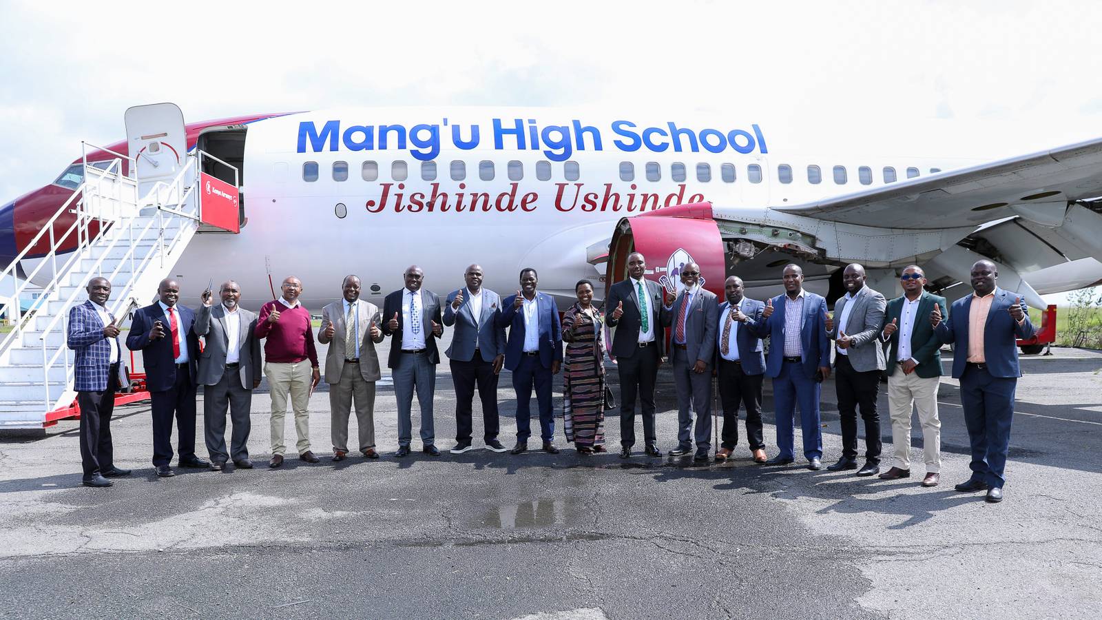 Ex-Kenya Airways Boeing 737 Receives New High School Livery
