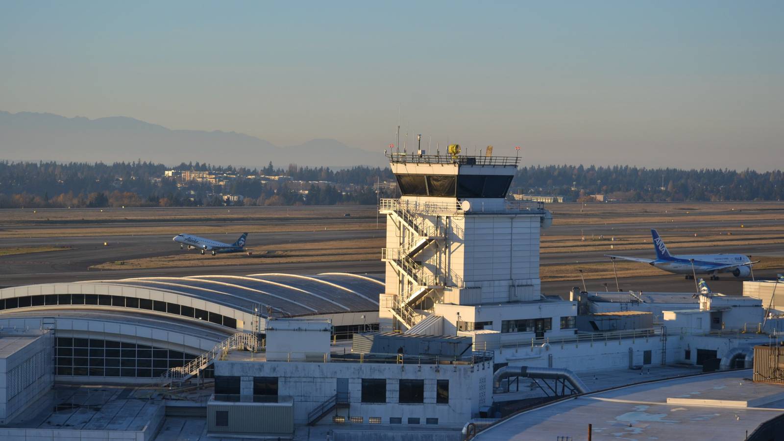 Seattle-Tacoma Expecting To Handle Over 2 Million Passengers Through New Year's