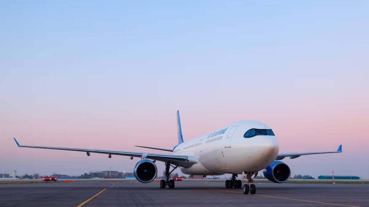 Uzbek Startup Air Samarkand Receives Air Operator Certificate