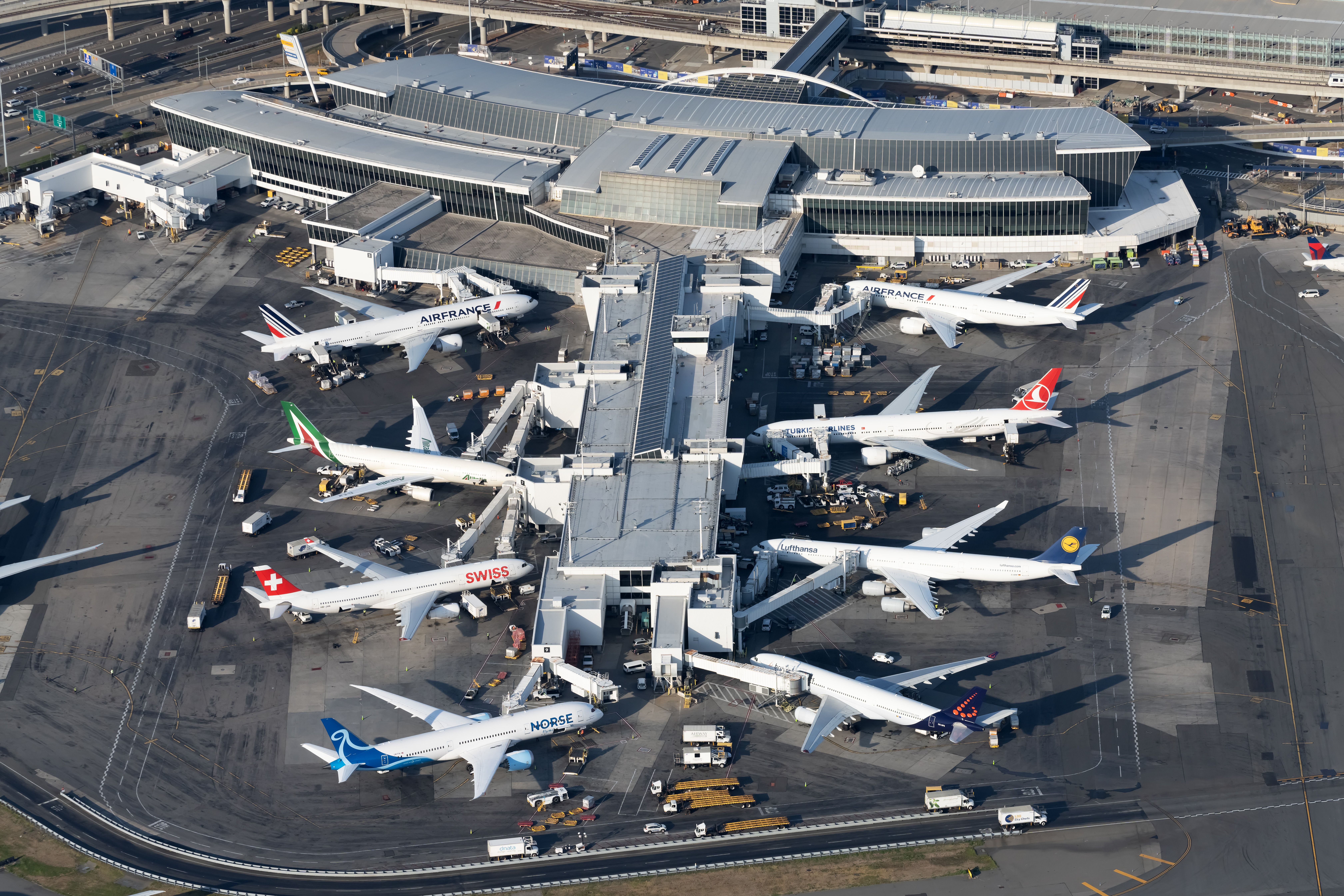 JFK T1 3_2
