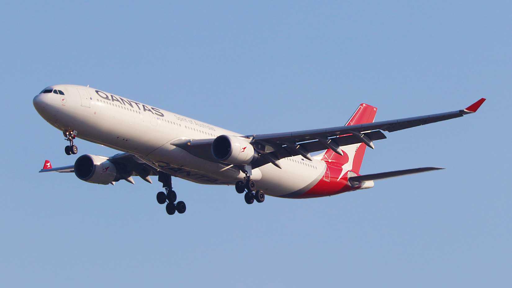 Qantas Airbus A330-300 On Approach