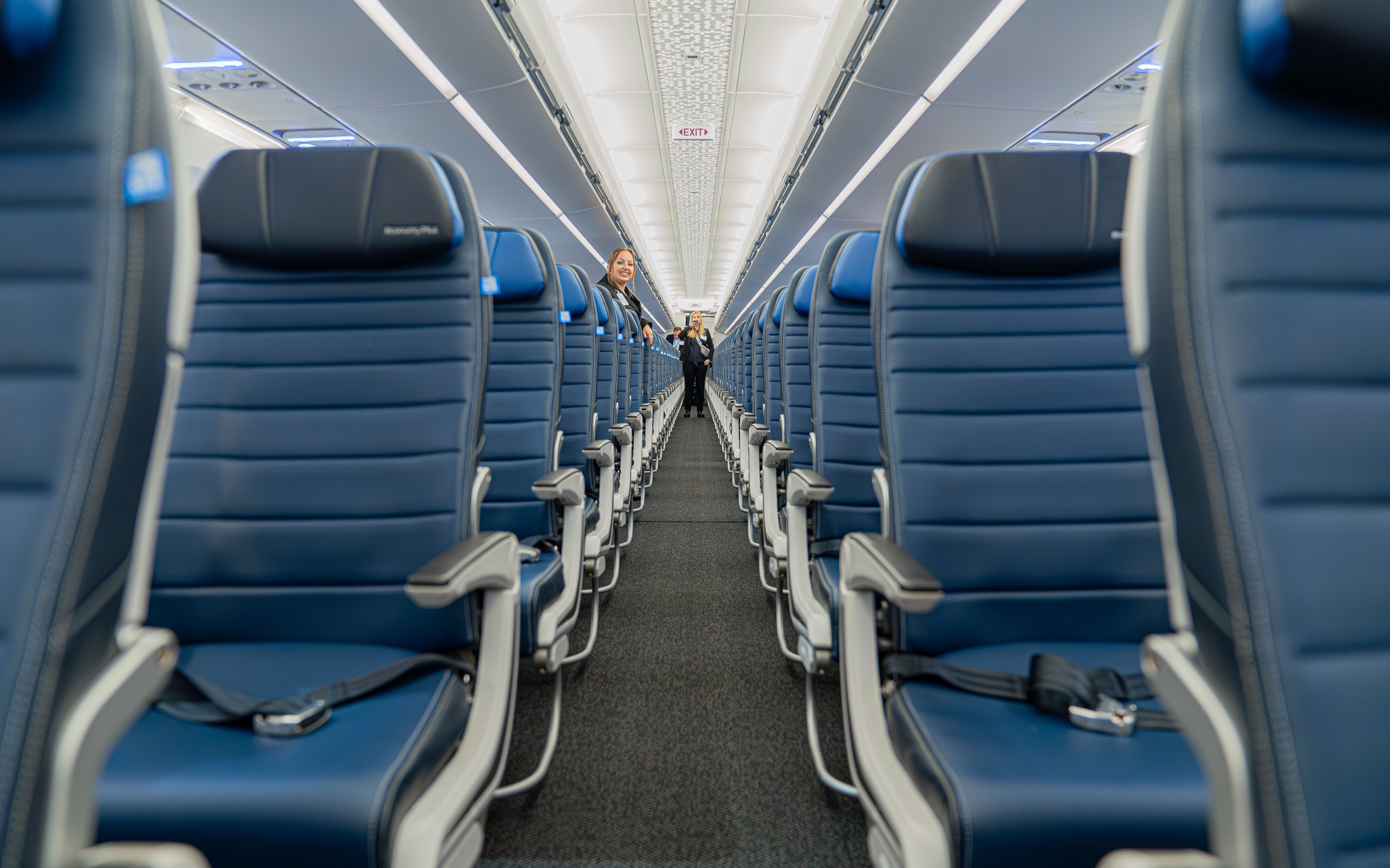 Aircraft Tour: United Airlines' First Airbus A321neo