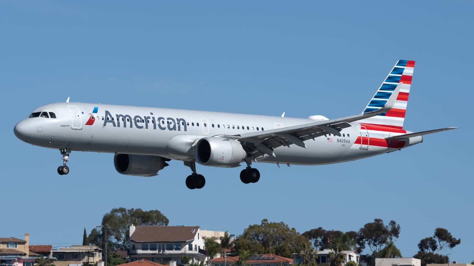 American Airlines Sued Following Alleged Lavatory Hidden Camera Incident