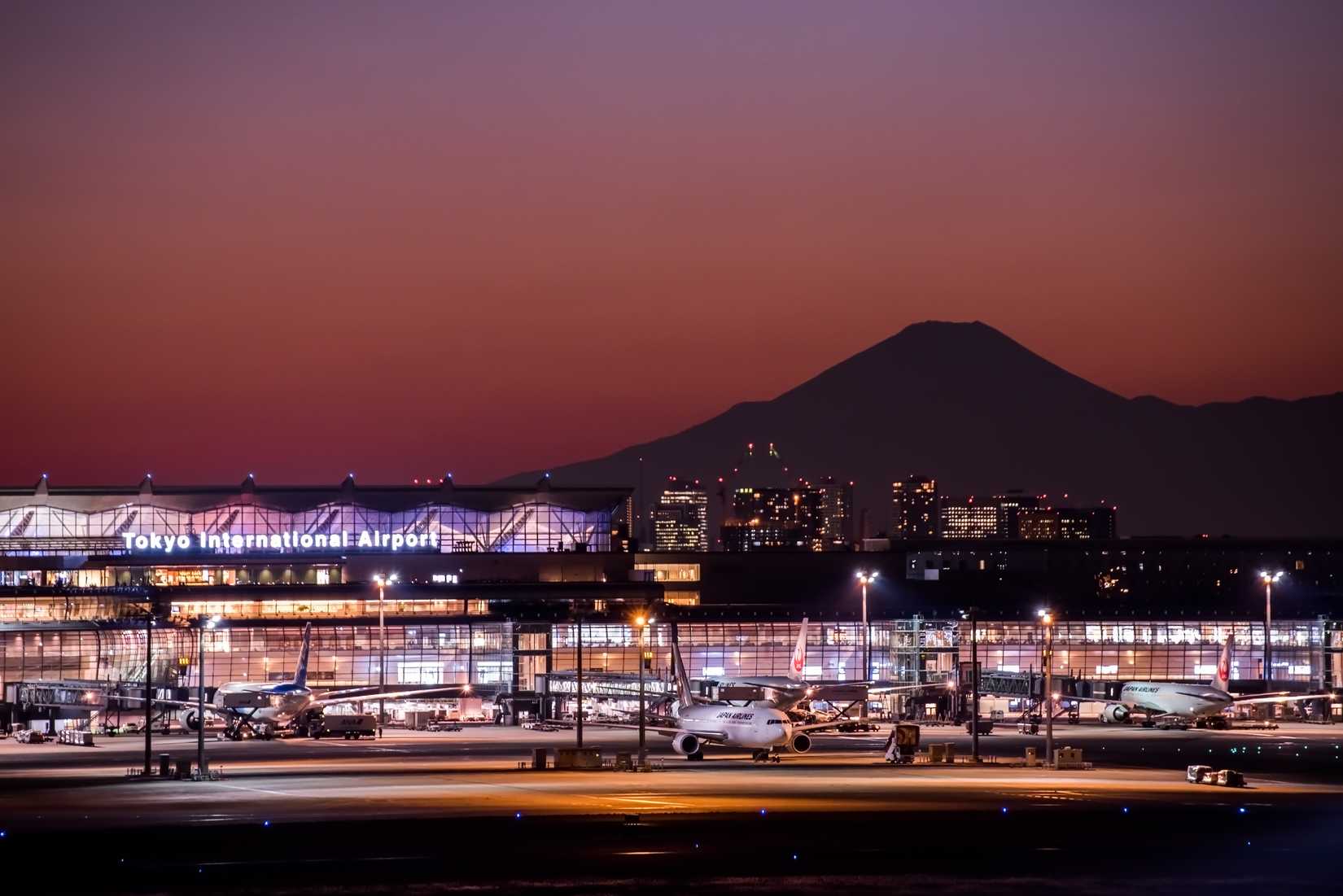 A panoramic view of Tokyo Haneda Aiport at night.