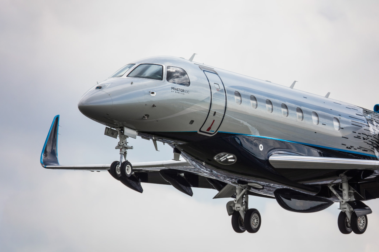Bombardier Challenger 350 Vs Embraer Praetor 600: Which Plane Is Best?