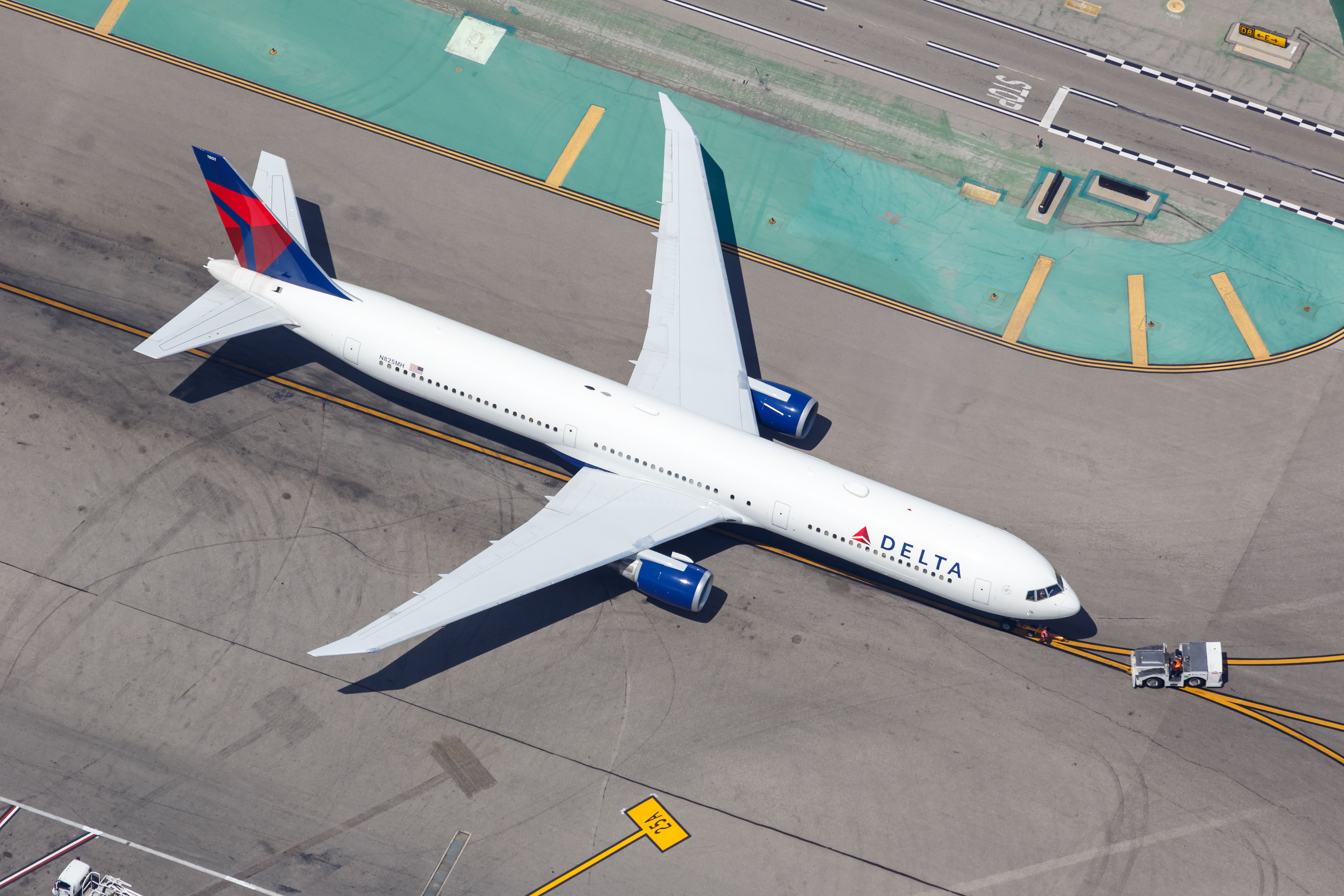 Delta Air Lines Flew An Unticketed Passenger Across The Atlantic
