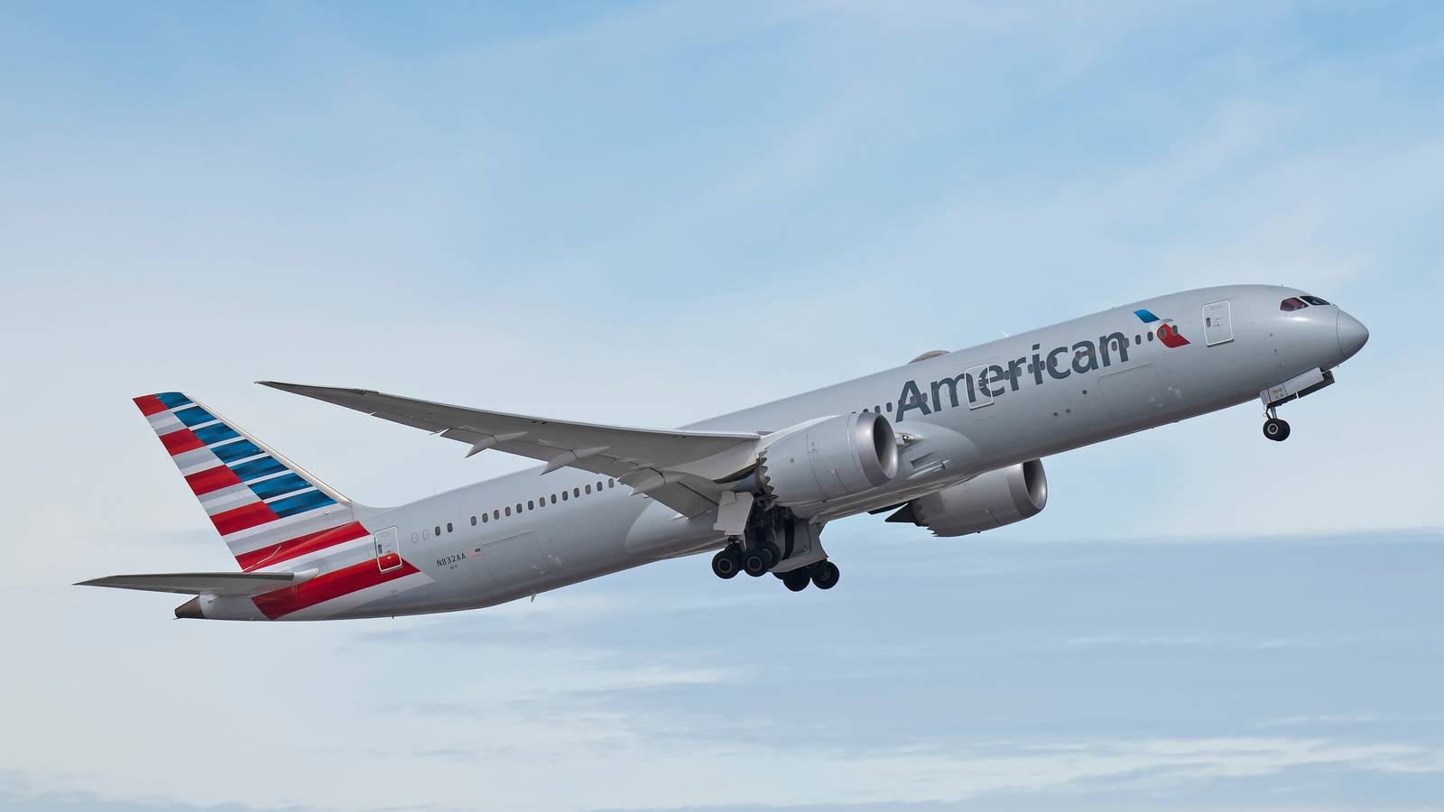 American Airlines Continues Postponement Of Flights Between Seattle And Bengaluru