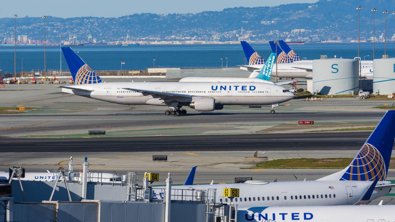 Heavy Rains Interrupt Operations At Three Bay Area Airports