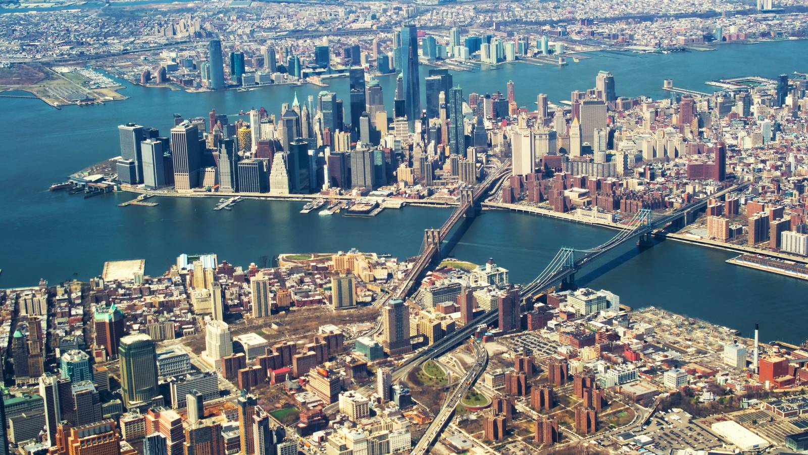 Hudson River VFR Corridor: What Is The East River Class B Exclusion?