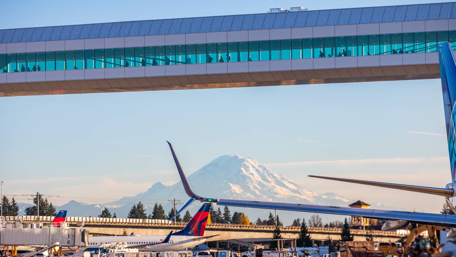 What Are The Longest Routes Serving Seattle Tacoma International Airport This Year?