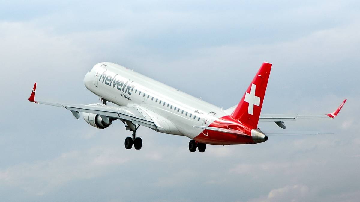 simpleflying.com