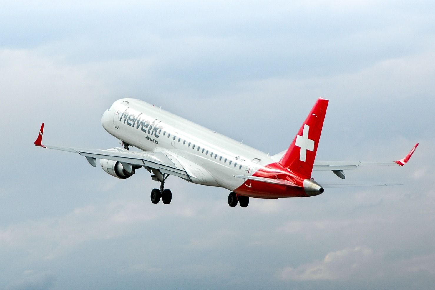 Helvetic Airways To Increase Fleet With Four Leased Embraer E195s