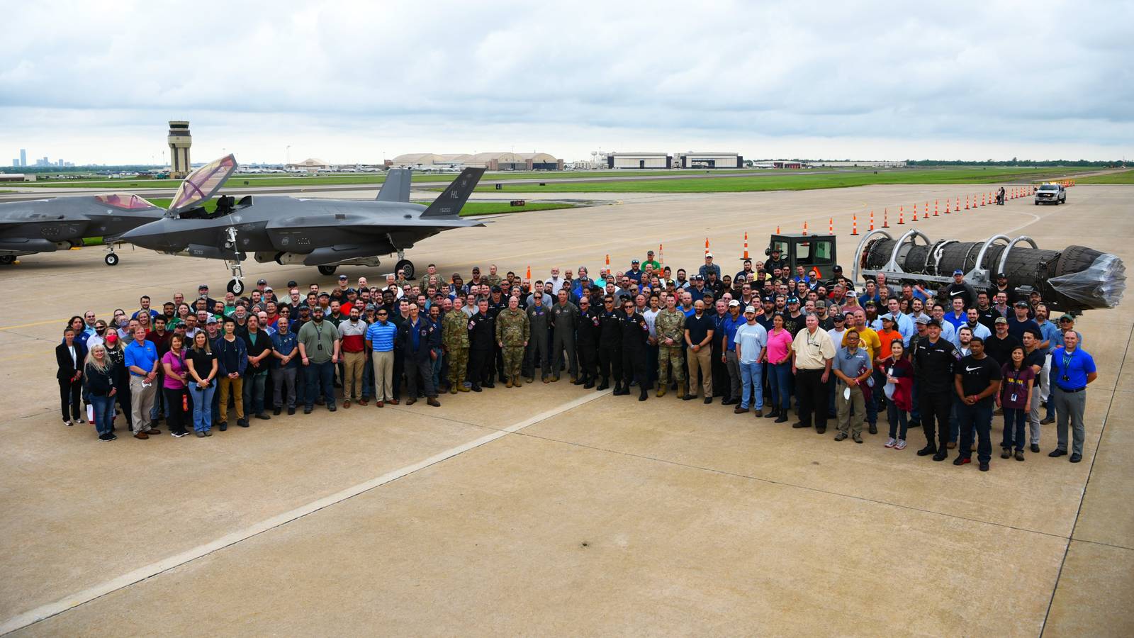 Ouch: F-35 Fighter Jet Ingests Forgotten Flashlight Causing $4 Million ...