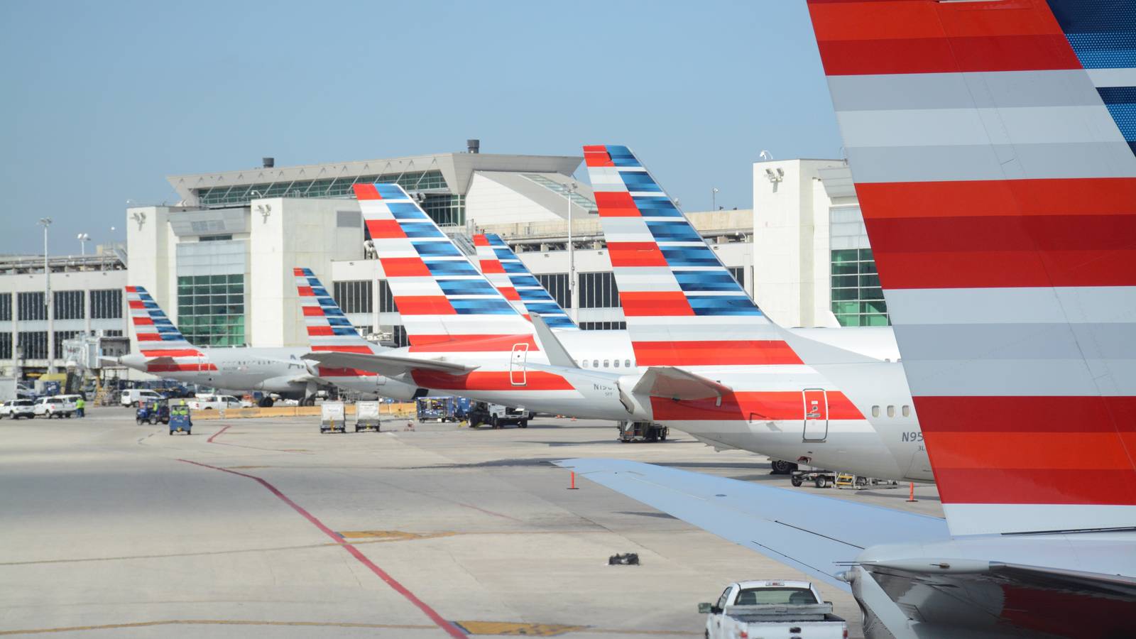 Do Airplanes Have A Reverse Gear?