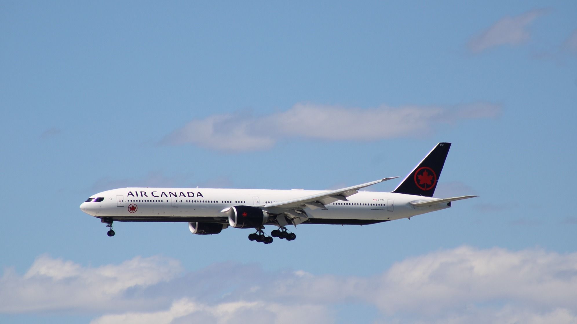 Air Canada Flight Delayed By 6 Hours As Passenger Opens & Falls