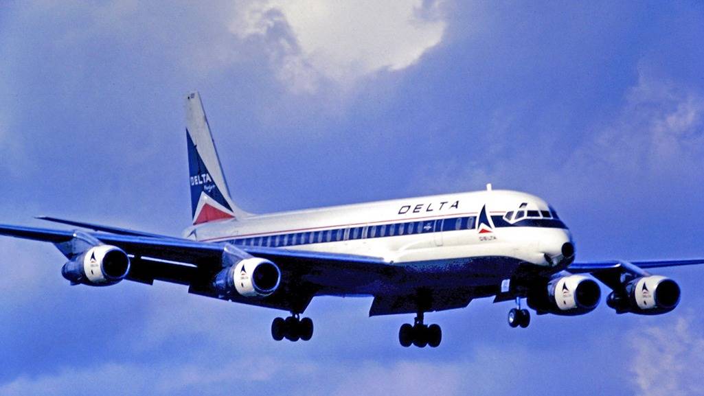 Simulation Gone Wrong: The Crash Of Delta Air Lines Flight 9877