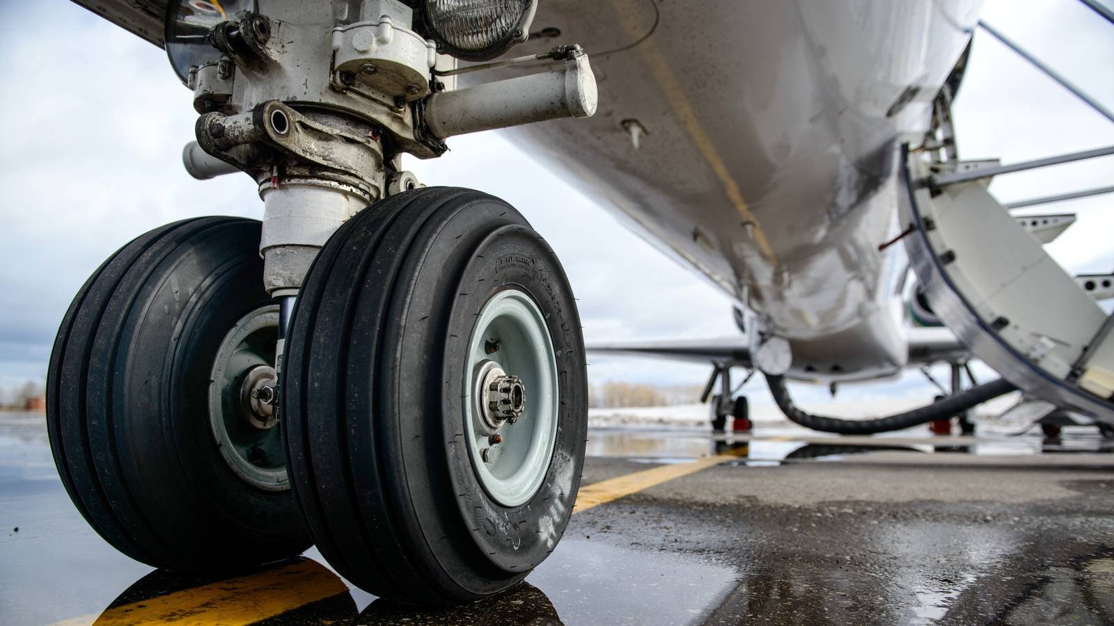 1,000+ Daily Flights: Where American Airlines & United Are Using 50-Seat Regional Jets