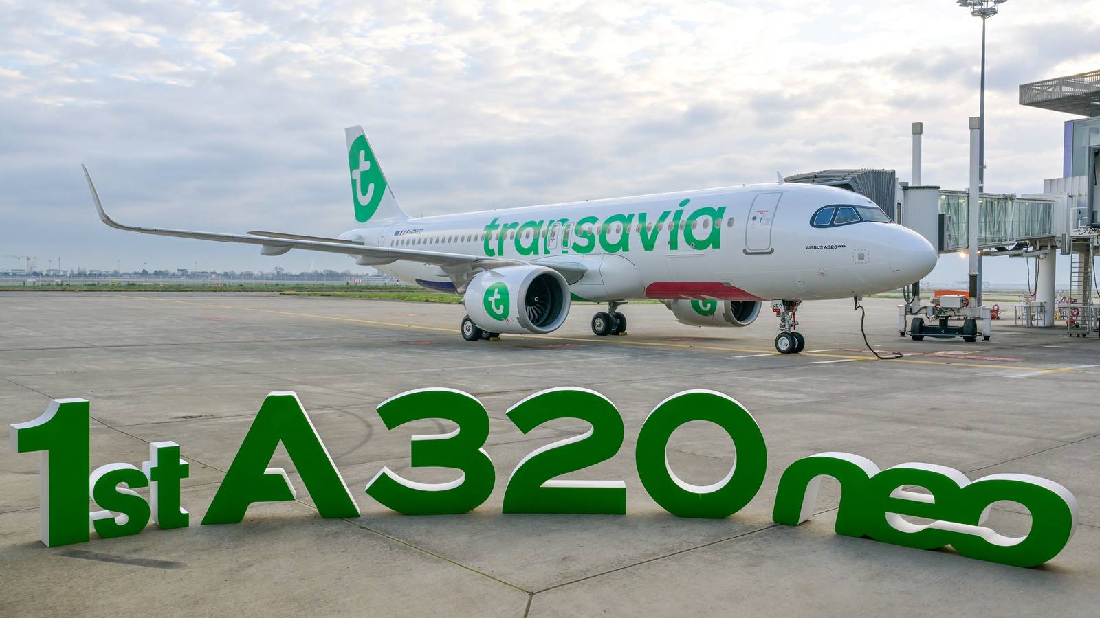 Transavia France Receives First Leased Airbus A320neo From Avolon