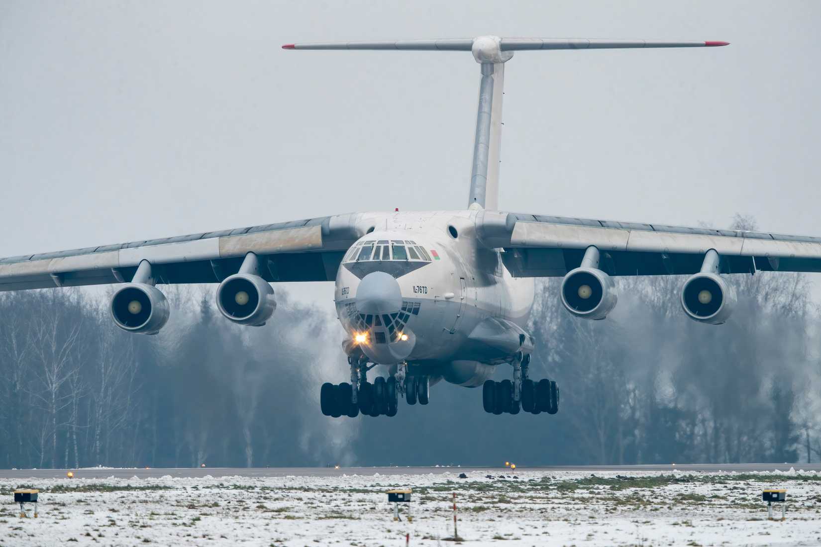 Ilyushin IL-76 landing at Kaunas Airport KUN shutterstock_1901918149