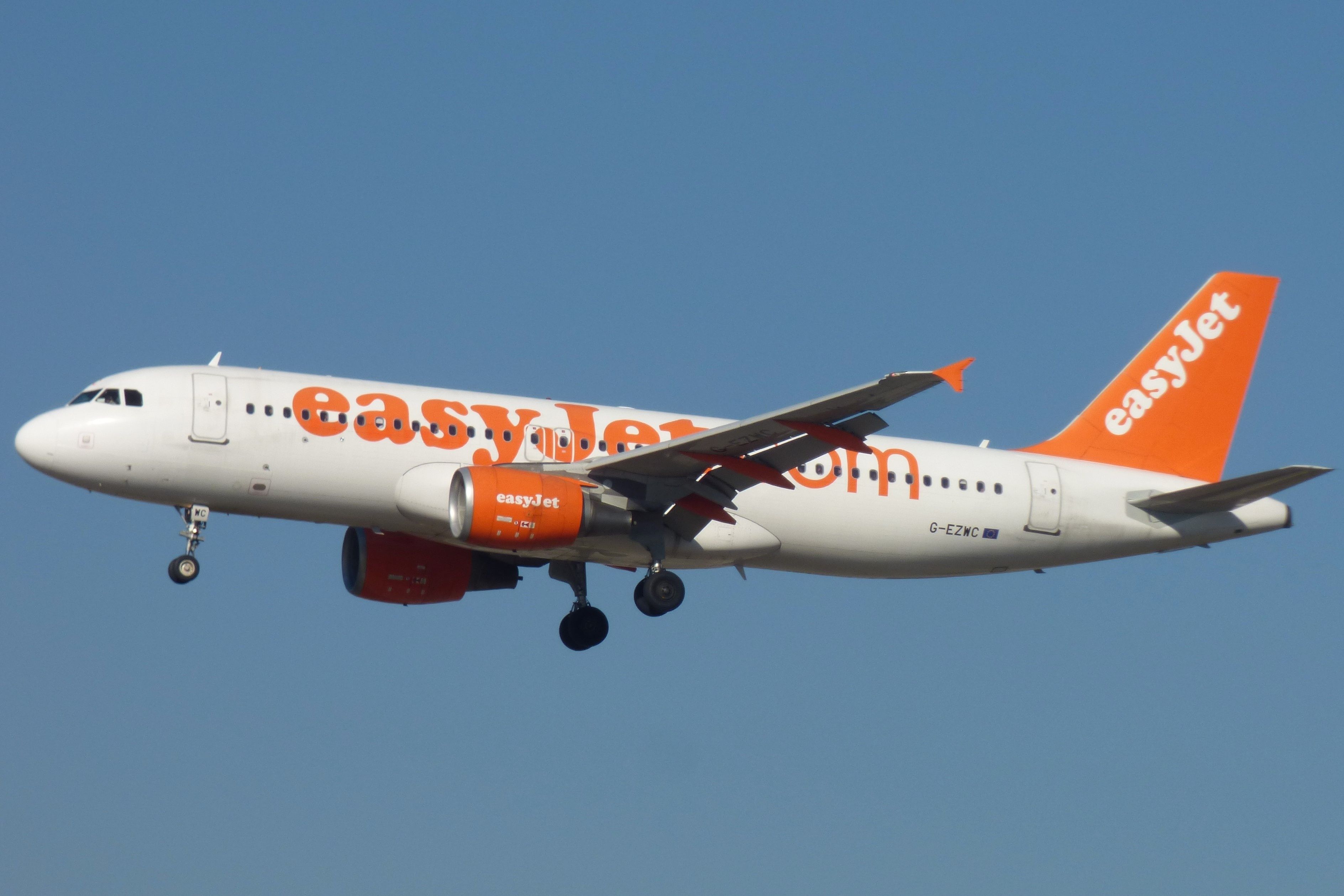 UK Prime Minister Hikes Tax On Commercial Flights But Not Private Jets