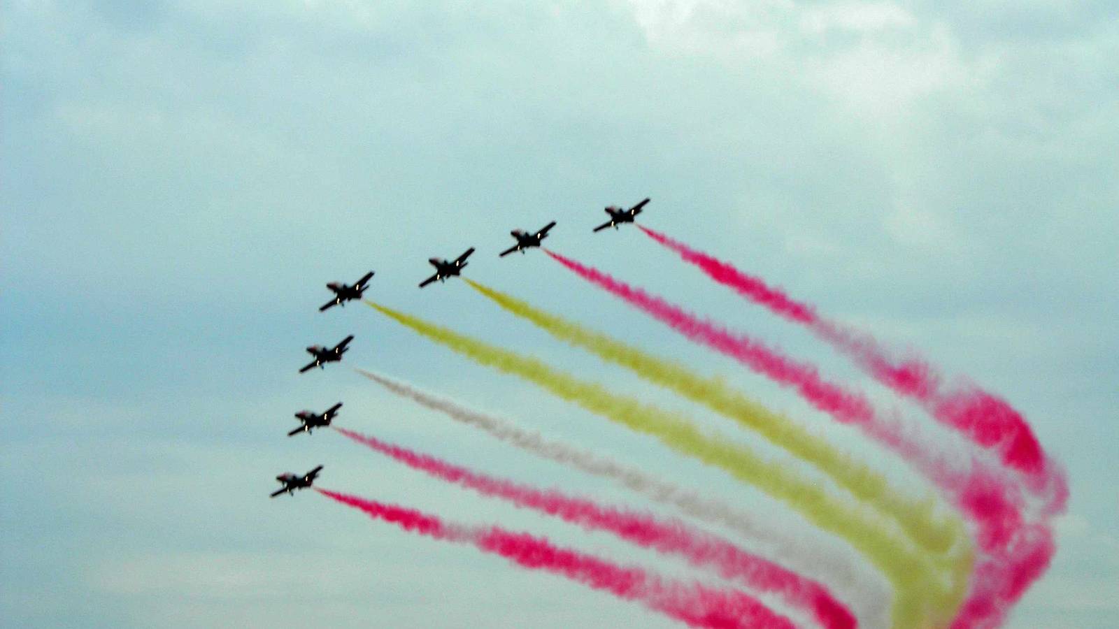 What Are Some Of Spain's Largest Military Airshows?