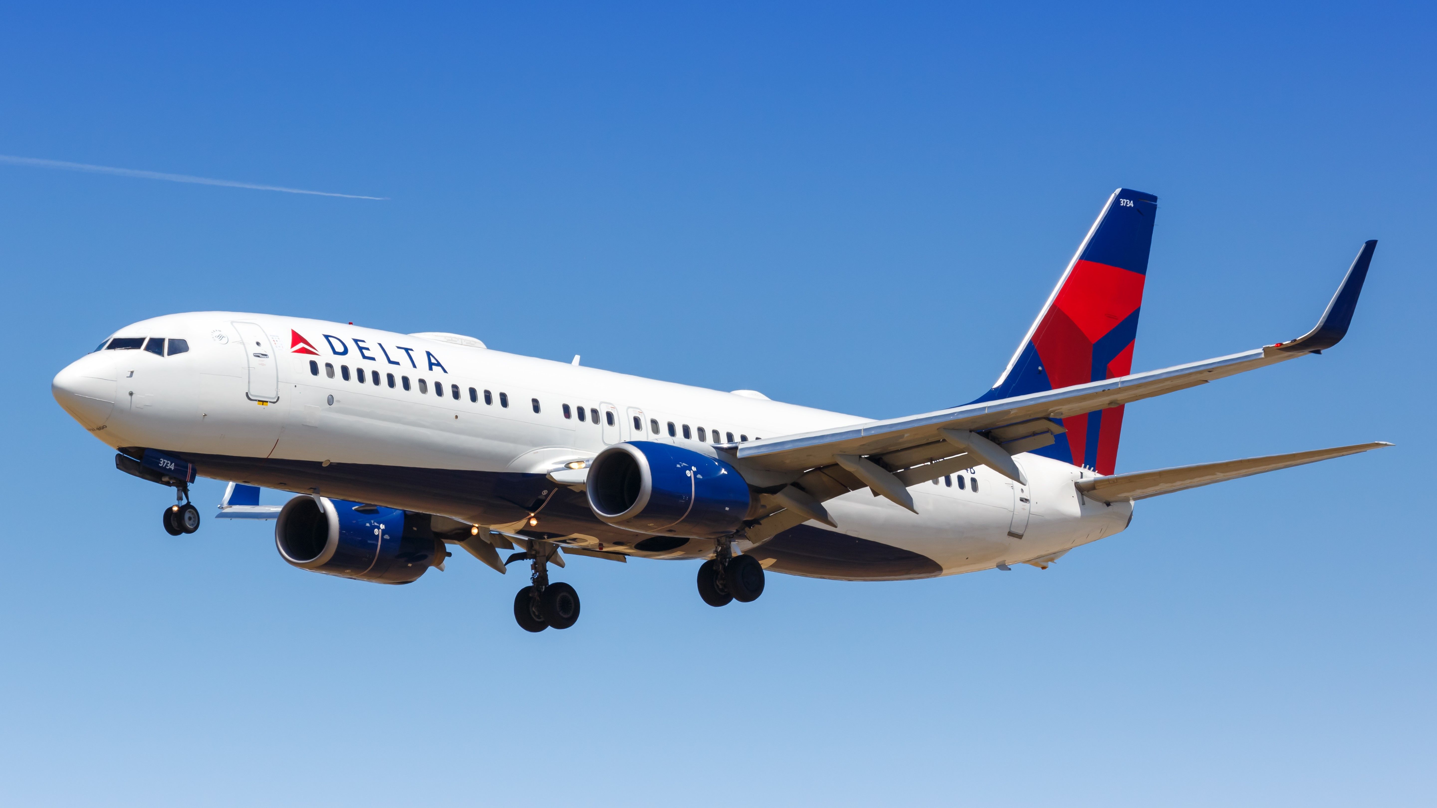 Delta Air Lines Begins Boeing 737-800 Cross-Country Service
