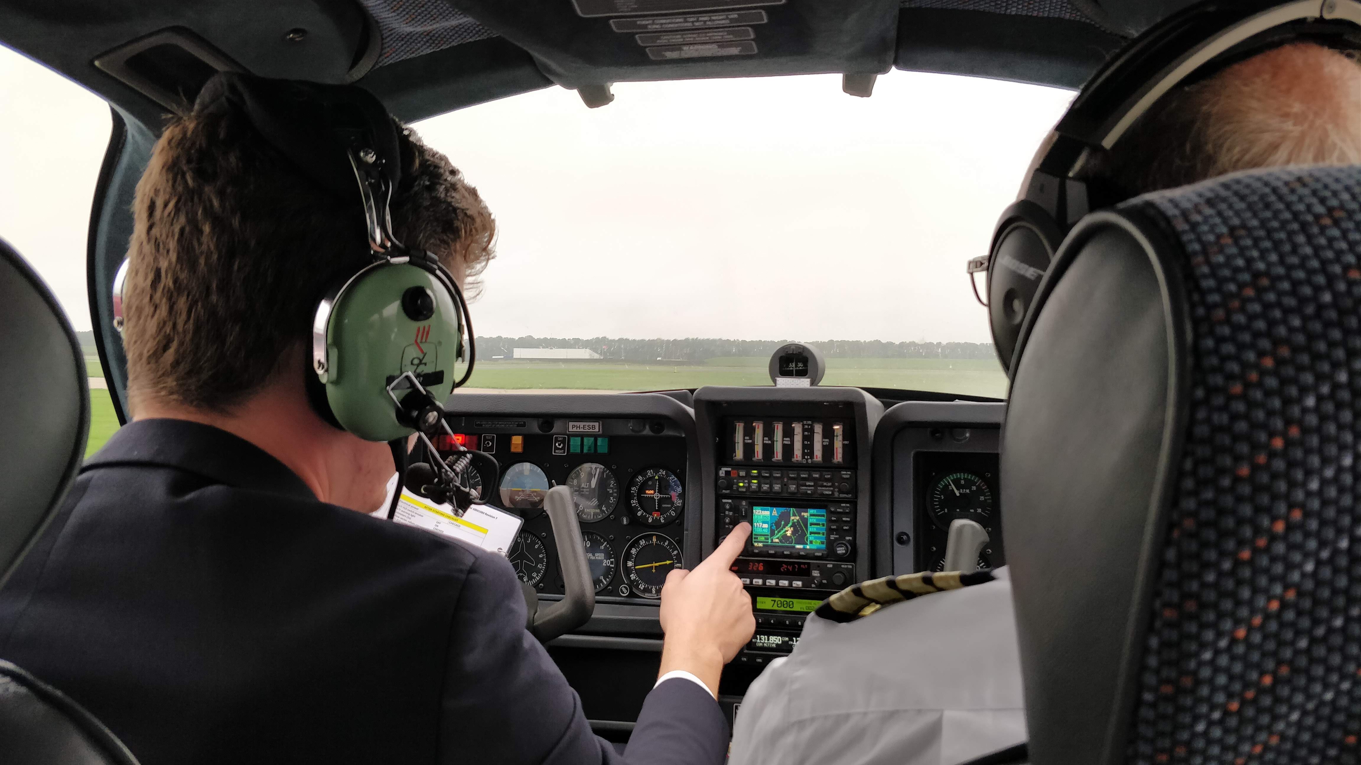 Flight Routing: A Pilot's Perspective