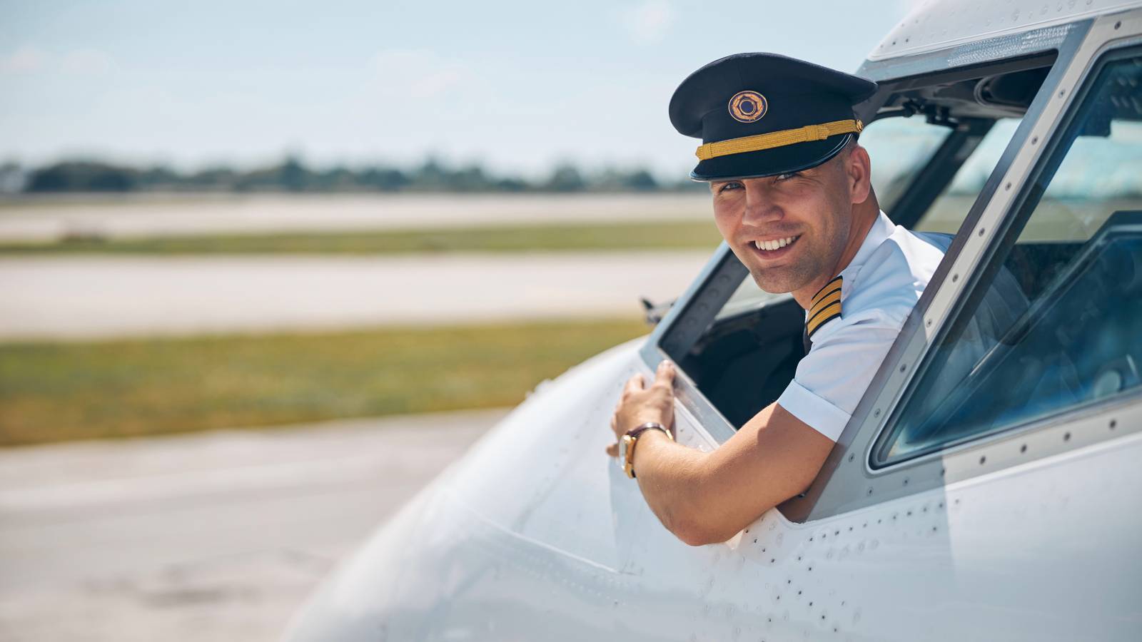 Why Do Airline Captains Sit On The Left-Hand Side?