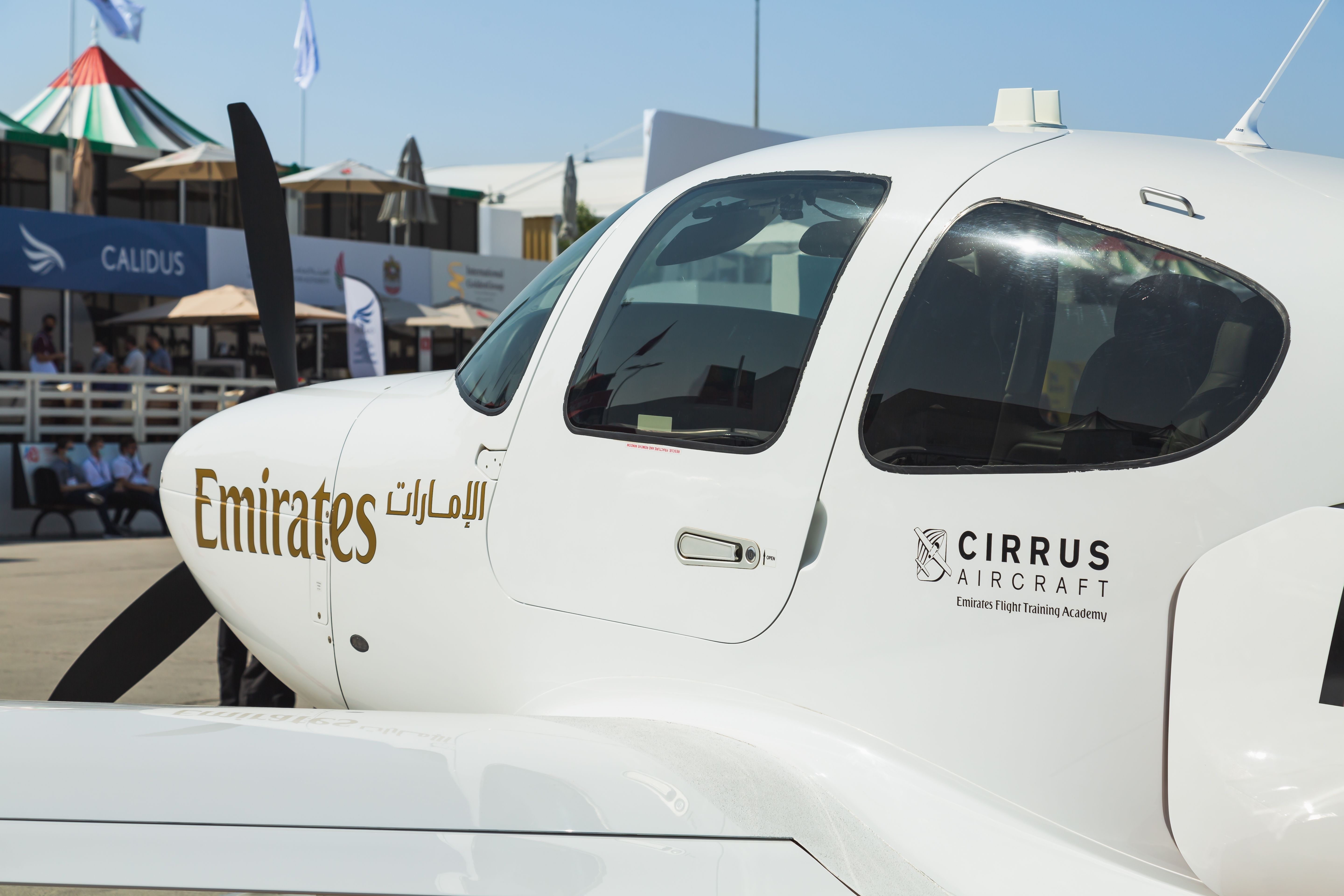 Explained: The Differences Between Flying Airliners & General Aviation Planes