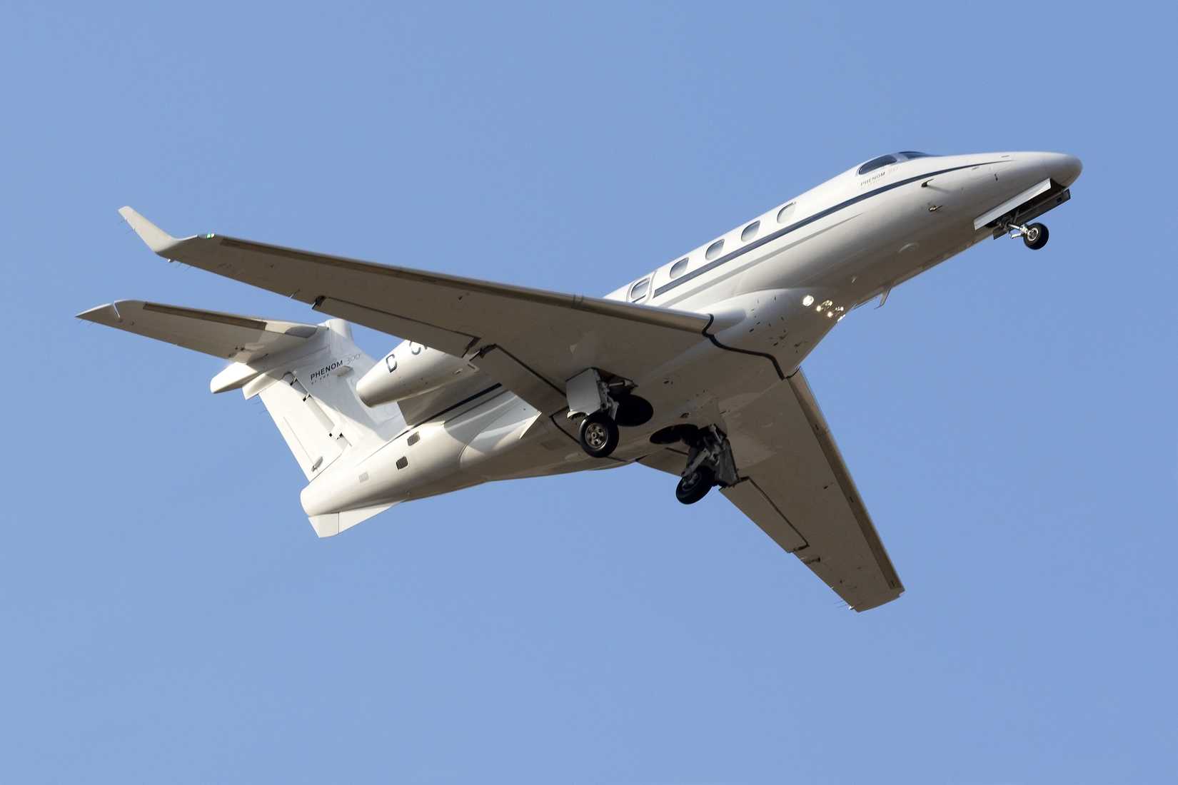 Embraer Rj Embraer Fleet: A Look At The University Of Notre Dame Private Jets