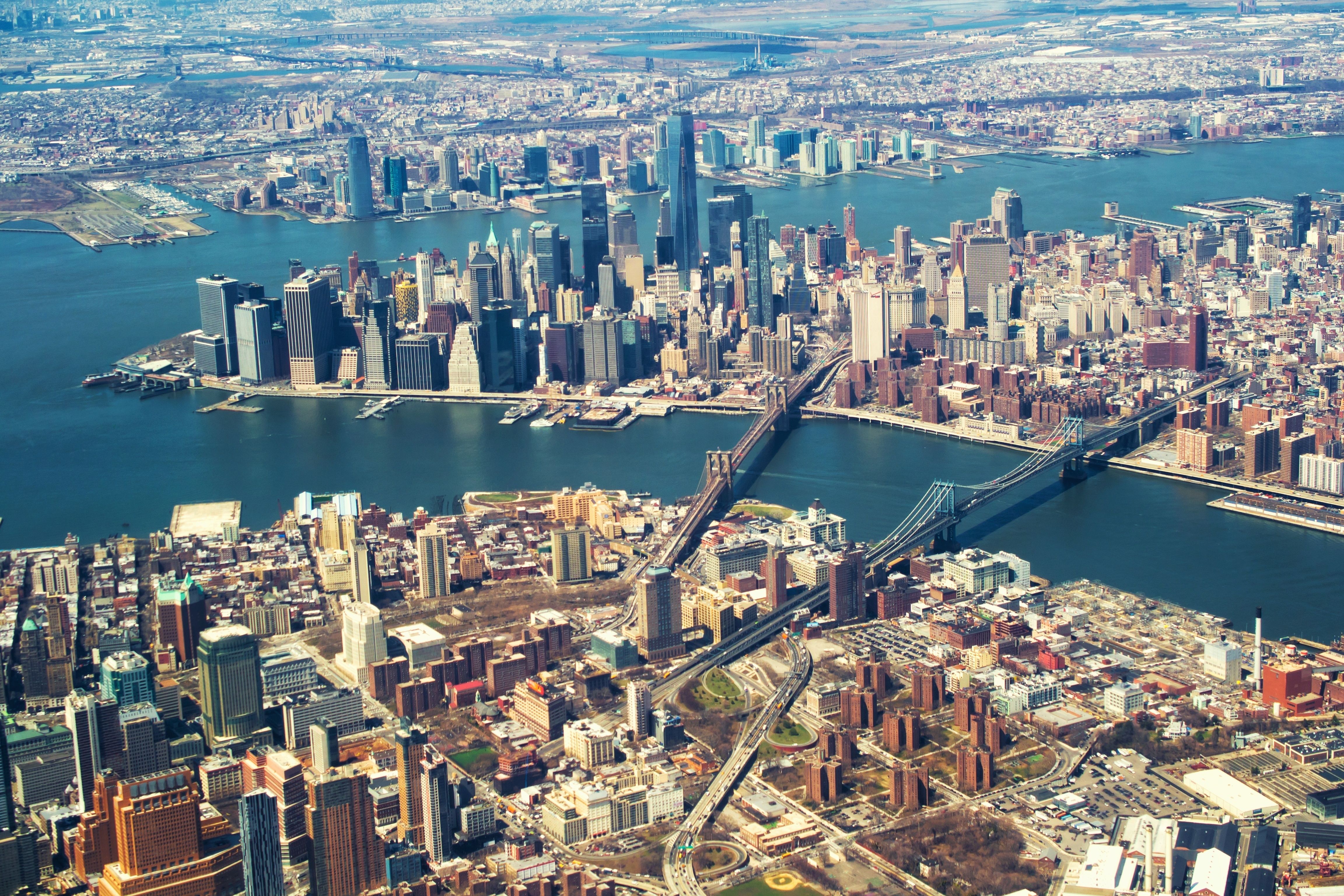 Hudson River VFR Corridor: What Is The East River Class B Exclusion?