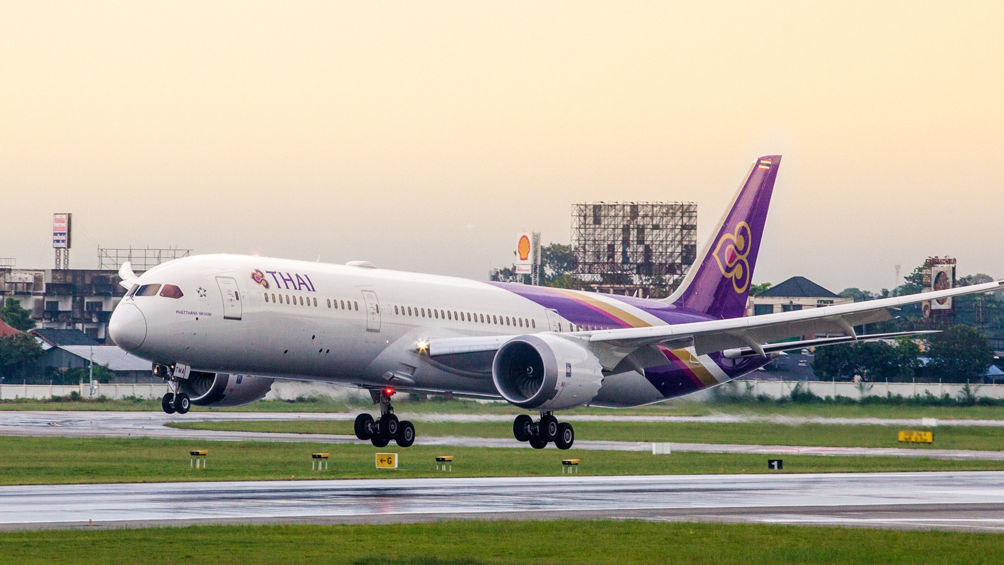 THAI航空 Boeing 787-8 Dreamliner 1/500 SQ Wings L2030 Boeing 787-8 Dreamliner Thai Airways HS-TQA