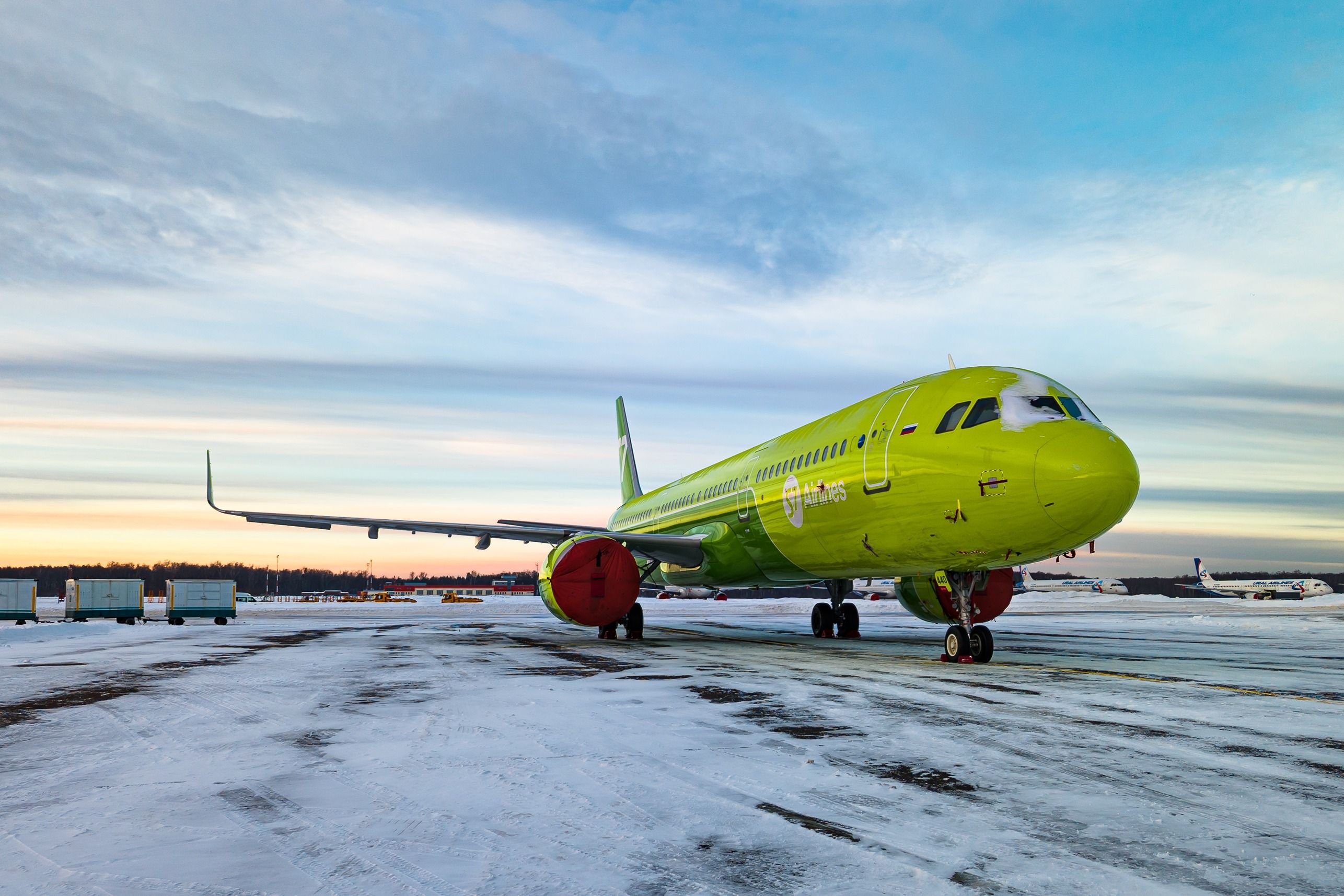 Russia's S7 Cuts Moscow Crew By 15% Due To Aircraft Groundings