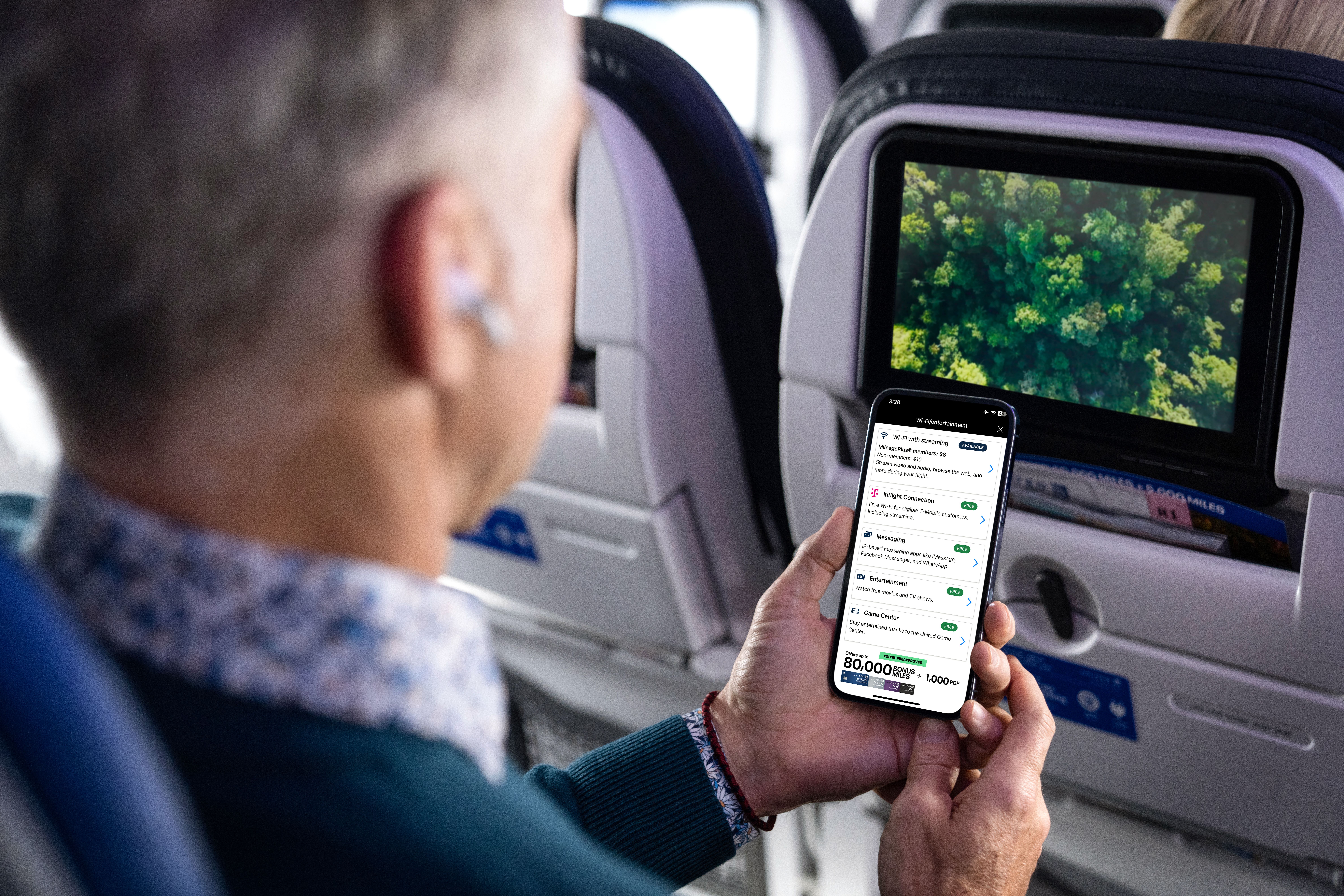 Do You Really Need To Put Your Phone In Airplane Mode For A Flight?